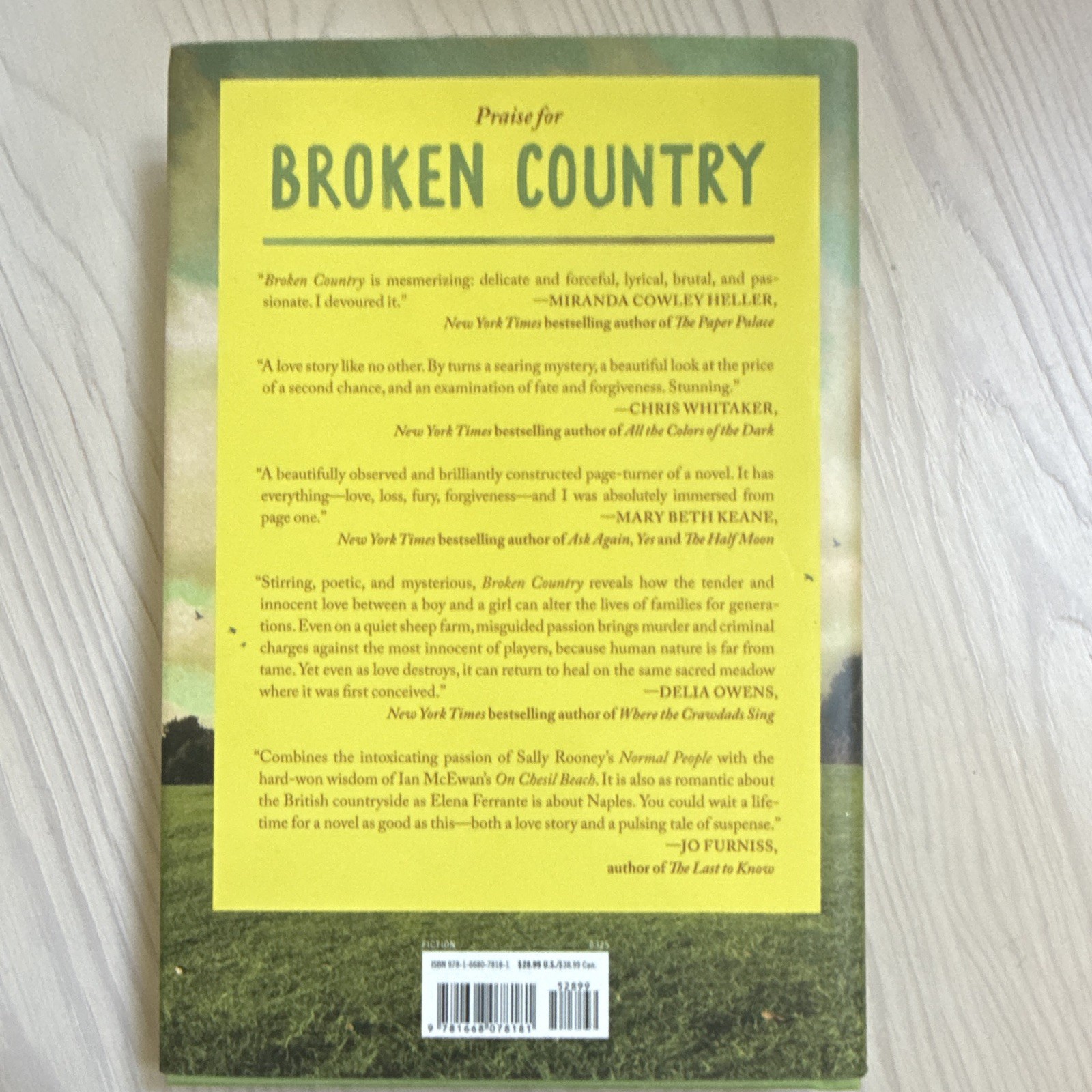 Clare Leslie Hall Broken Country (Reese’s Book Club) 2025 Hardcover Novel