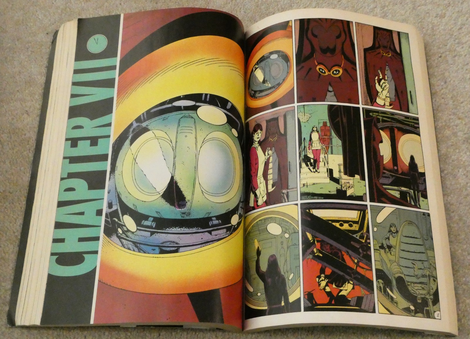 Watchmen DC Comics Graphic Novel Book Alan Moore Dave Gibbons 1987