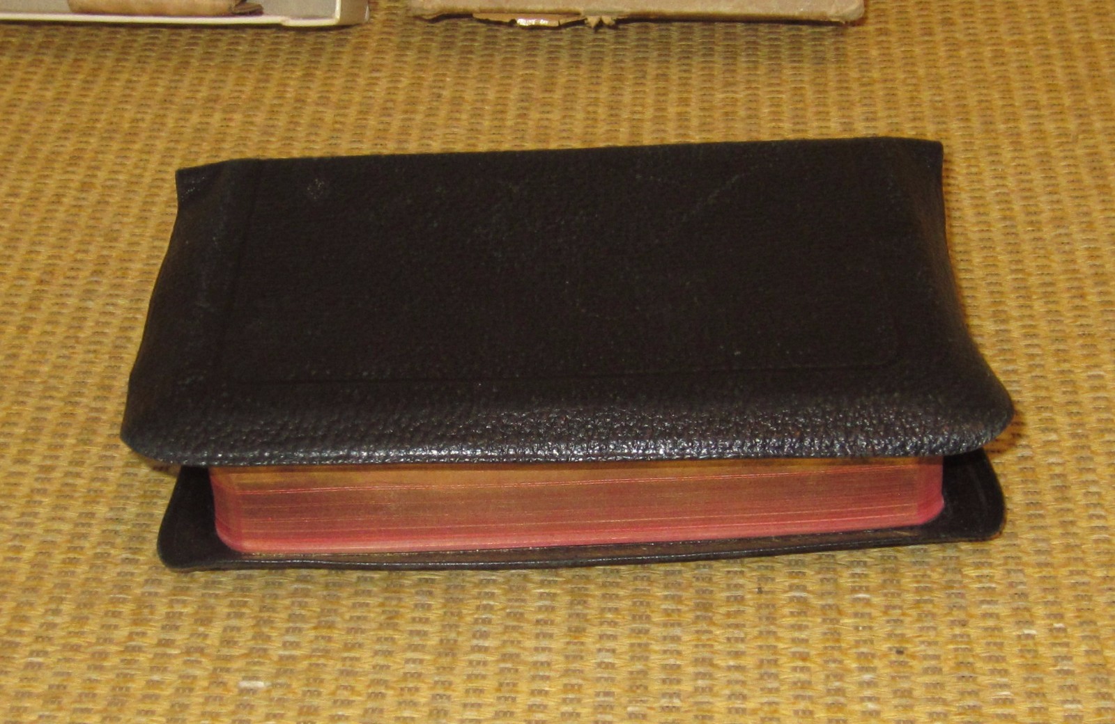 INTERNATIONAL Holy Bible | KJV STUNNING Leather Compact (4.25″ x 6.5″) in BOX
