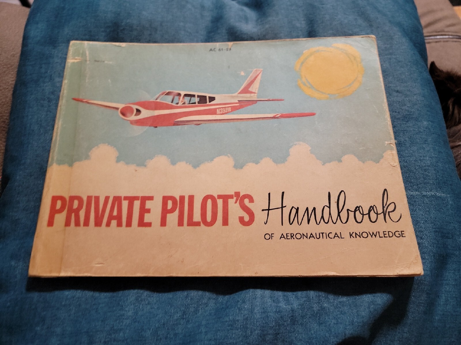 1965 Private Pilots Handbook AC 61-23 Aeronautical Knowledge 174 Pages Pre-owned