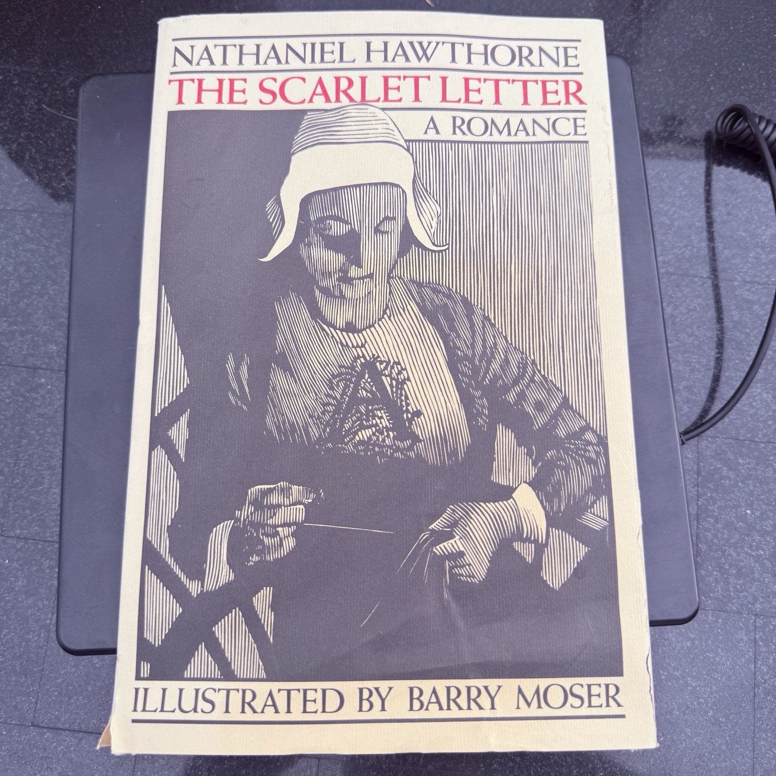 The Scarlet Letter Nathaniel Hawthorne (1986, HC) Illustrated by Barry Moser 1st