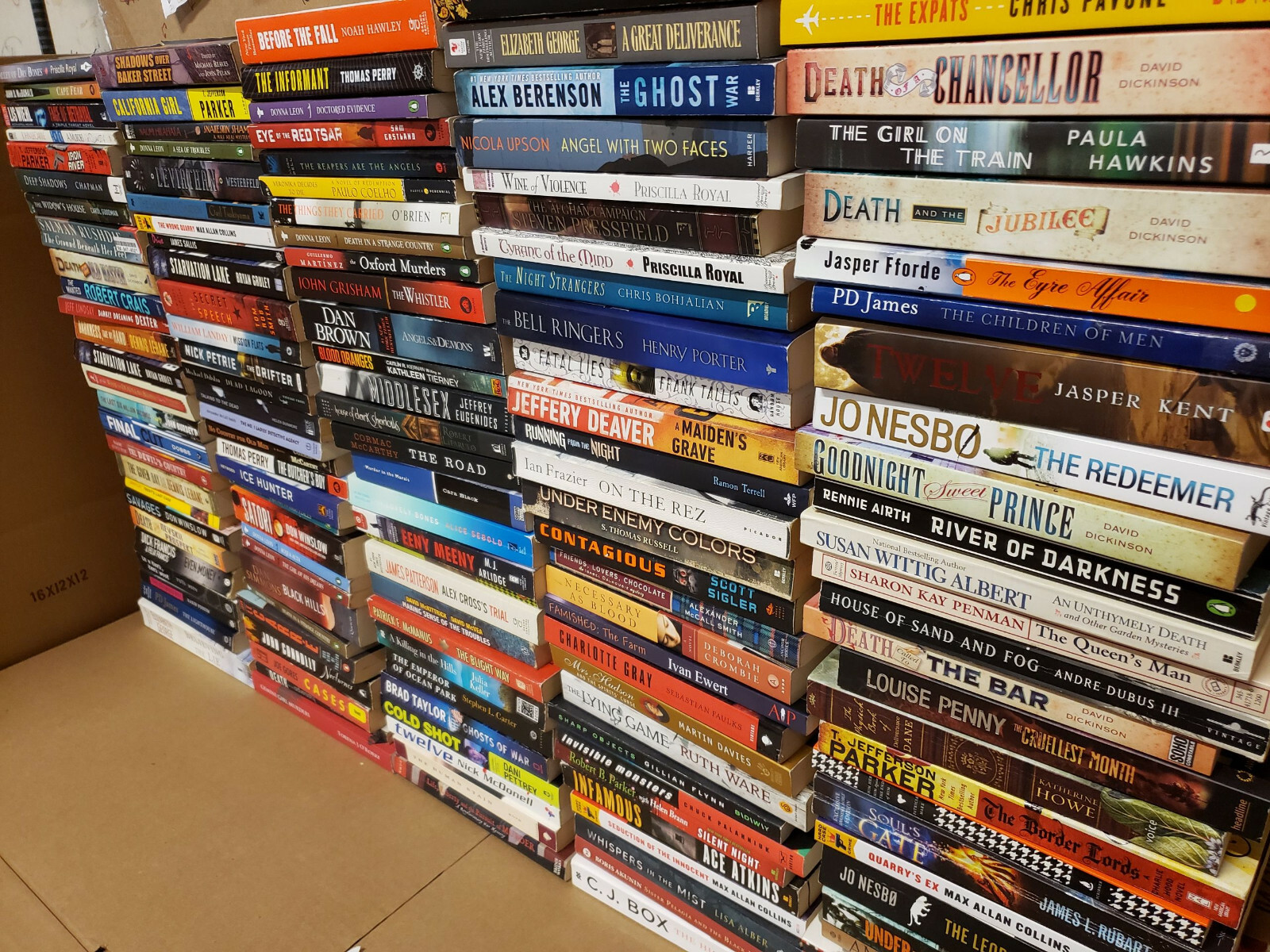 Lot of 10 Pounds Mystery Large Trade Paperback Books Suspense Thriller Crime MIX