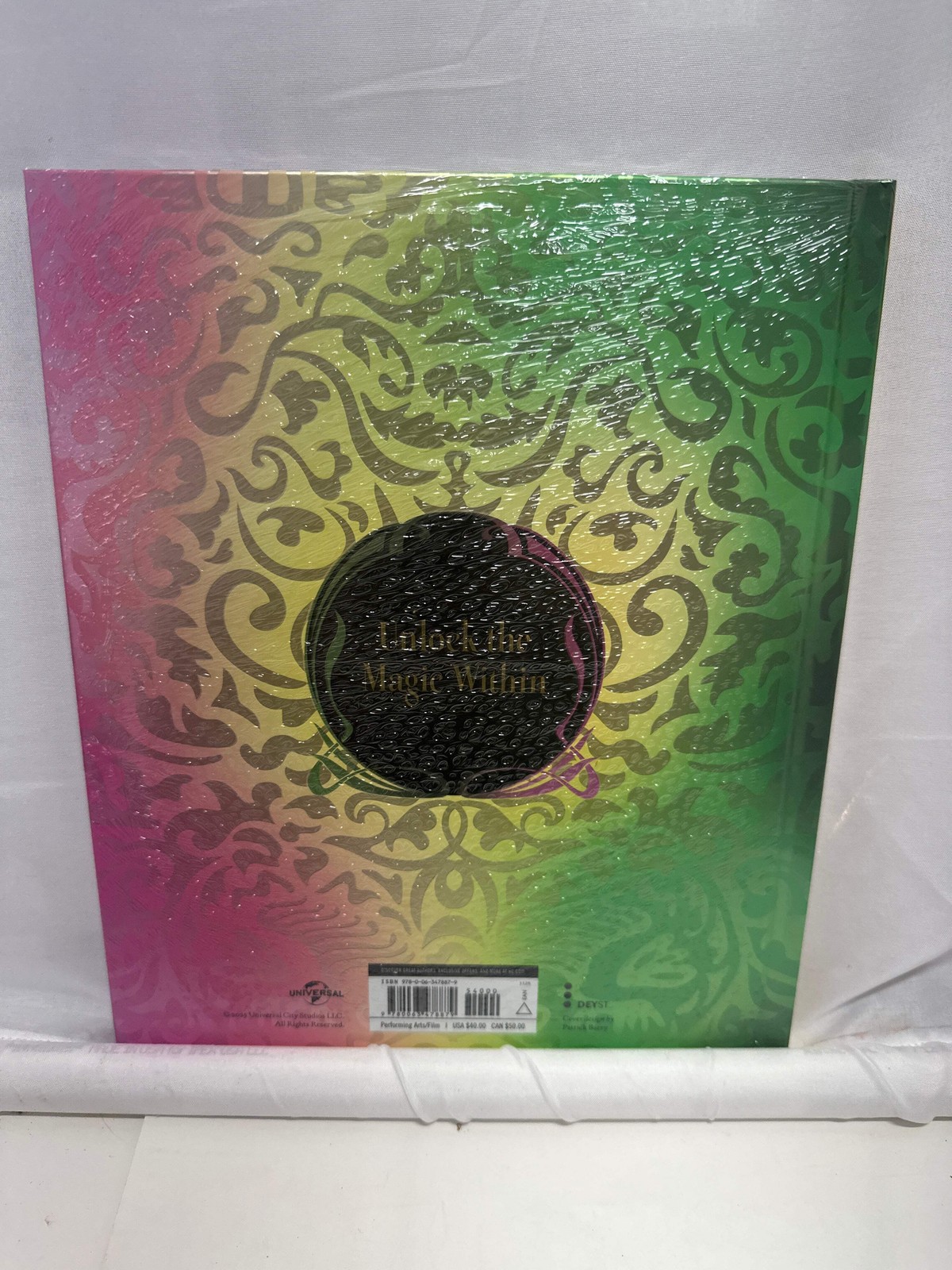 WICKED: THE OFFICIAL VISUAL COMPANION (Hardcover) Target Exclusive