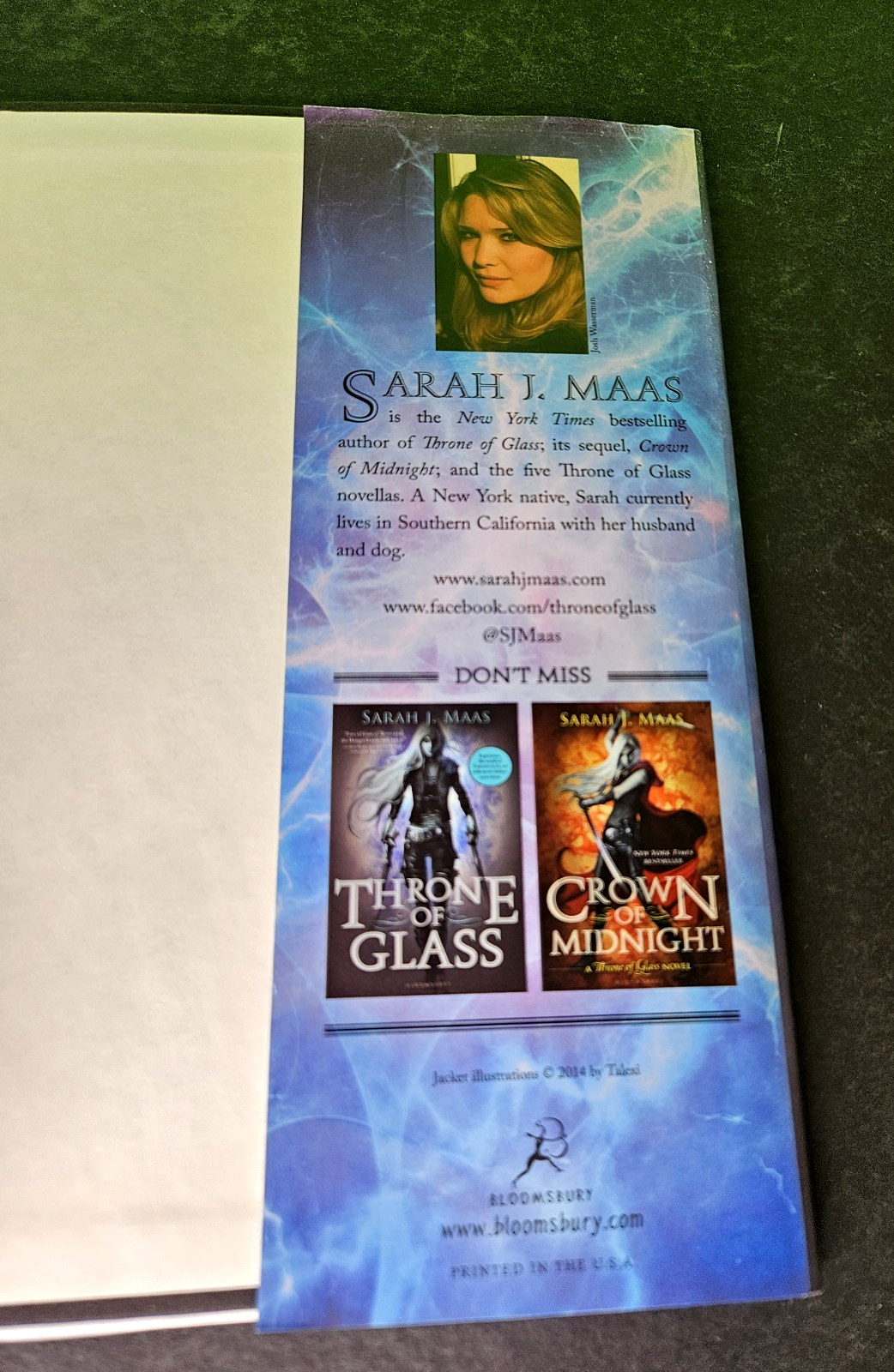 The ASSASSIN’S BLADE by Sarah J Maas – 2014 Bloomsbury HBDJ, 1st Ed 1st Printing