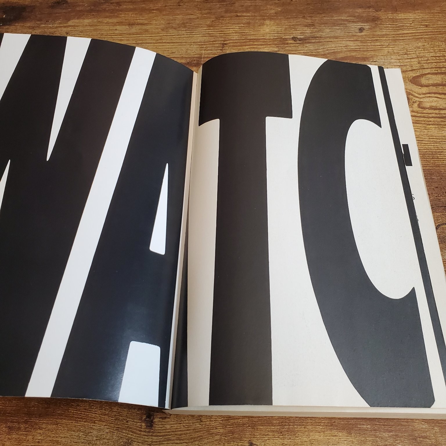 Watchmen Alan Moore Dave Gibbons 2019 Graphic Novel DC Comics Hugo Award Winner