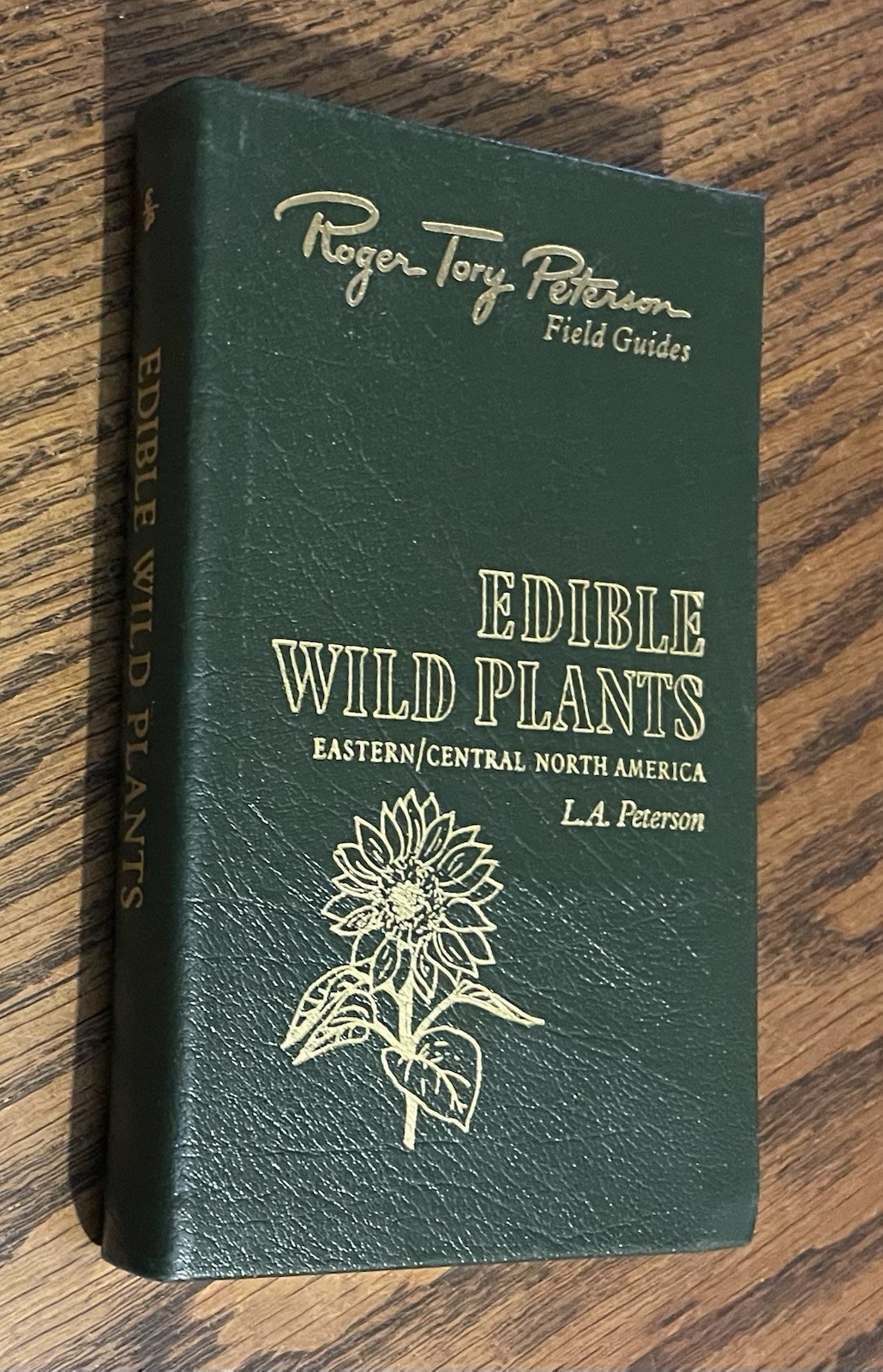 Easton Press Edible Wild Plants Of Eastern/Central North America 50th An Leather