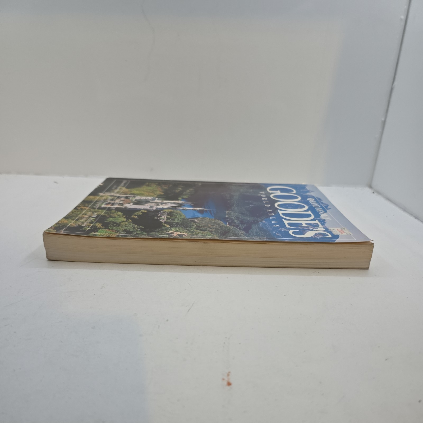 Rand McNally Goode’s World Atlas 19th Edition 1995…FAST SHIPPING