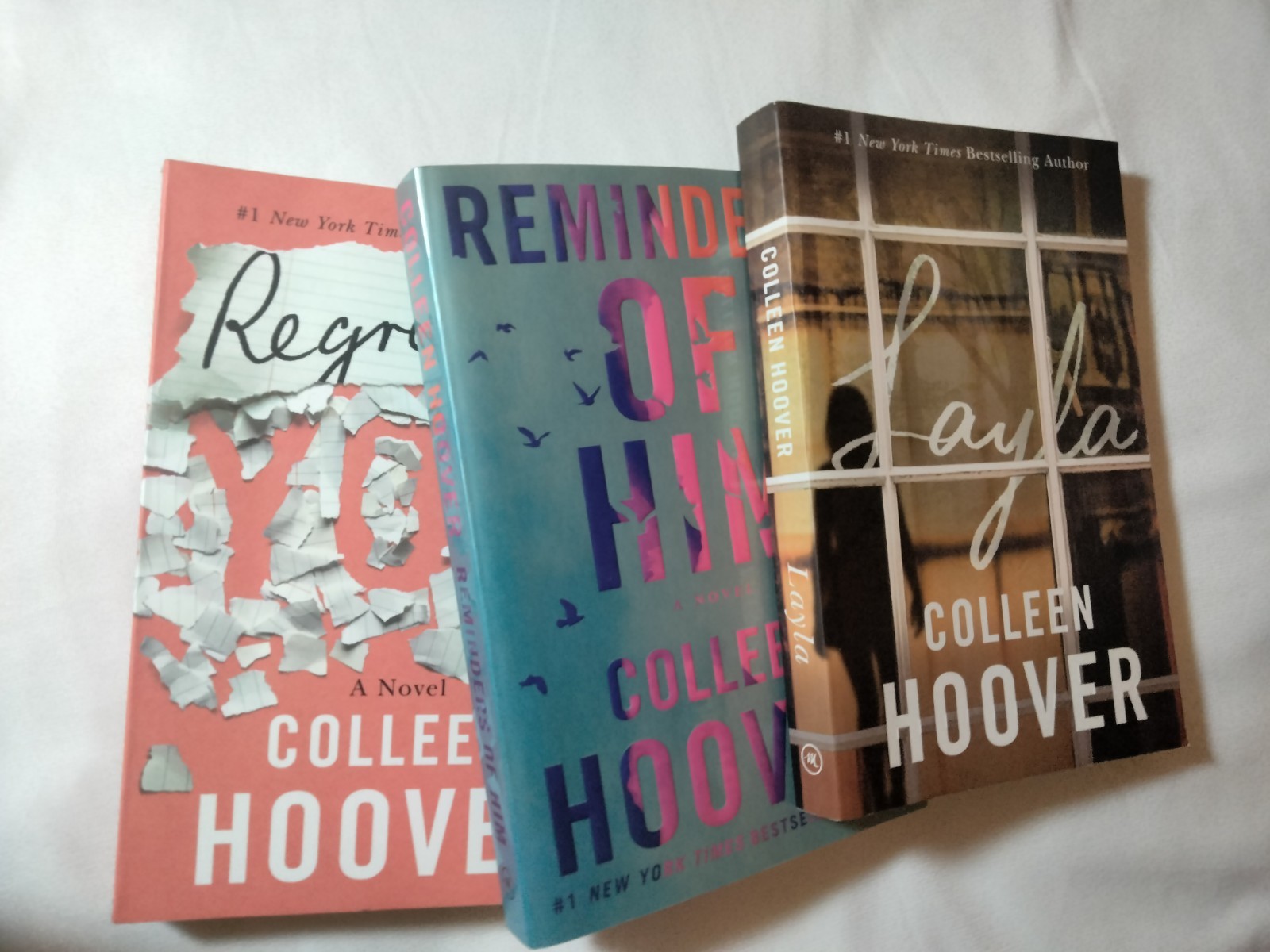 Colleen Hoover Box Set: Reminders of Him, Layla, Regretting