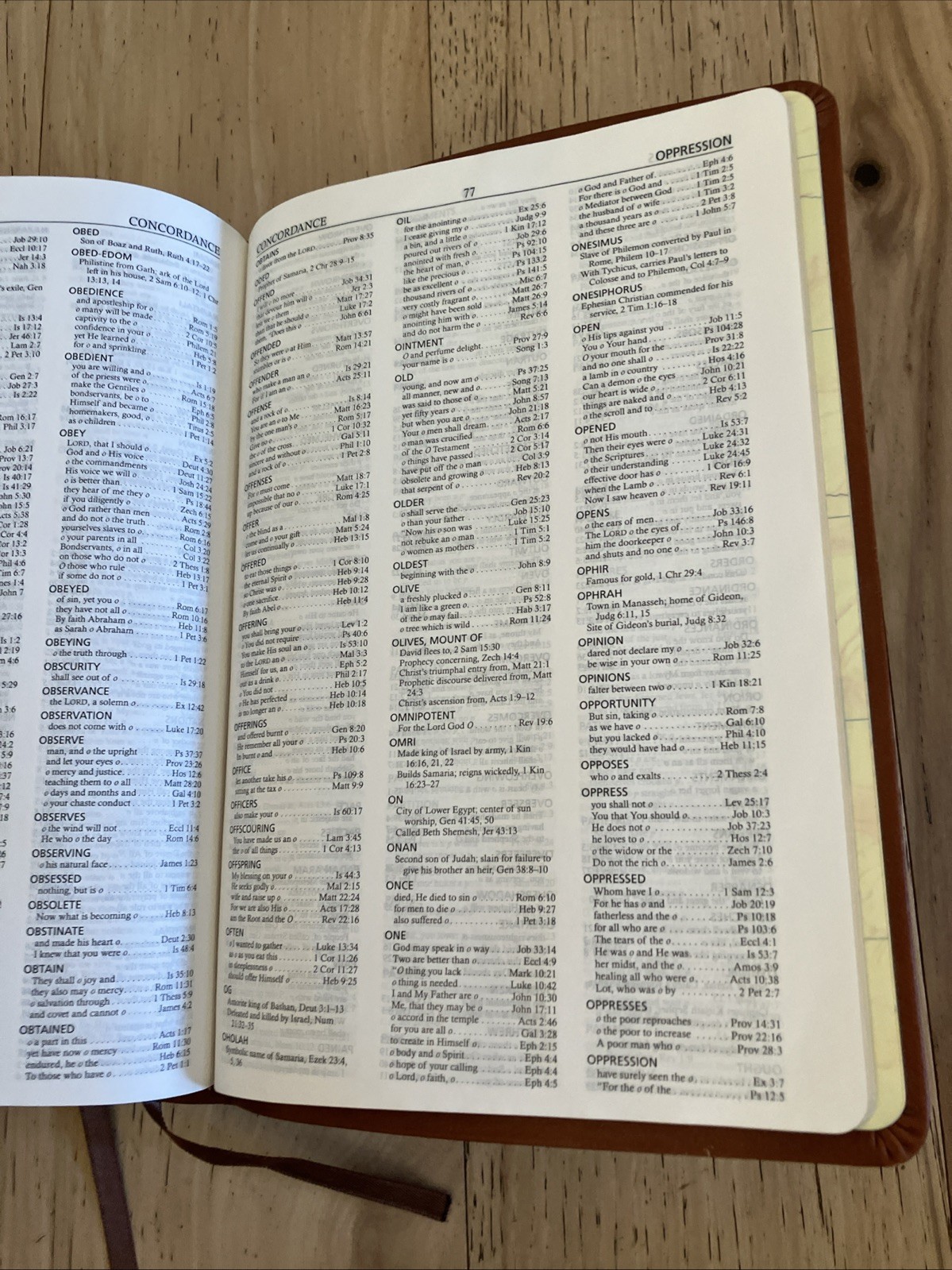 Nelson New Spirit Filled Life Bible NKJV Genuine Leather 2002 2556TN Like New!