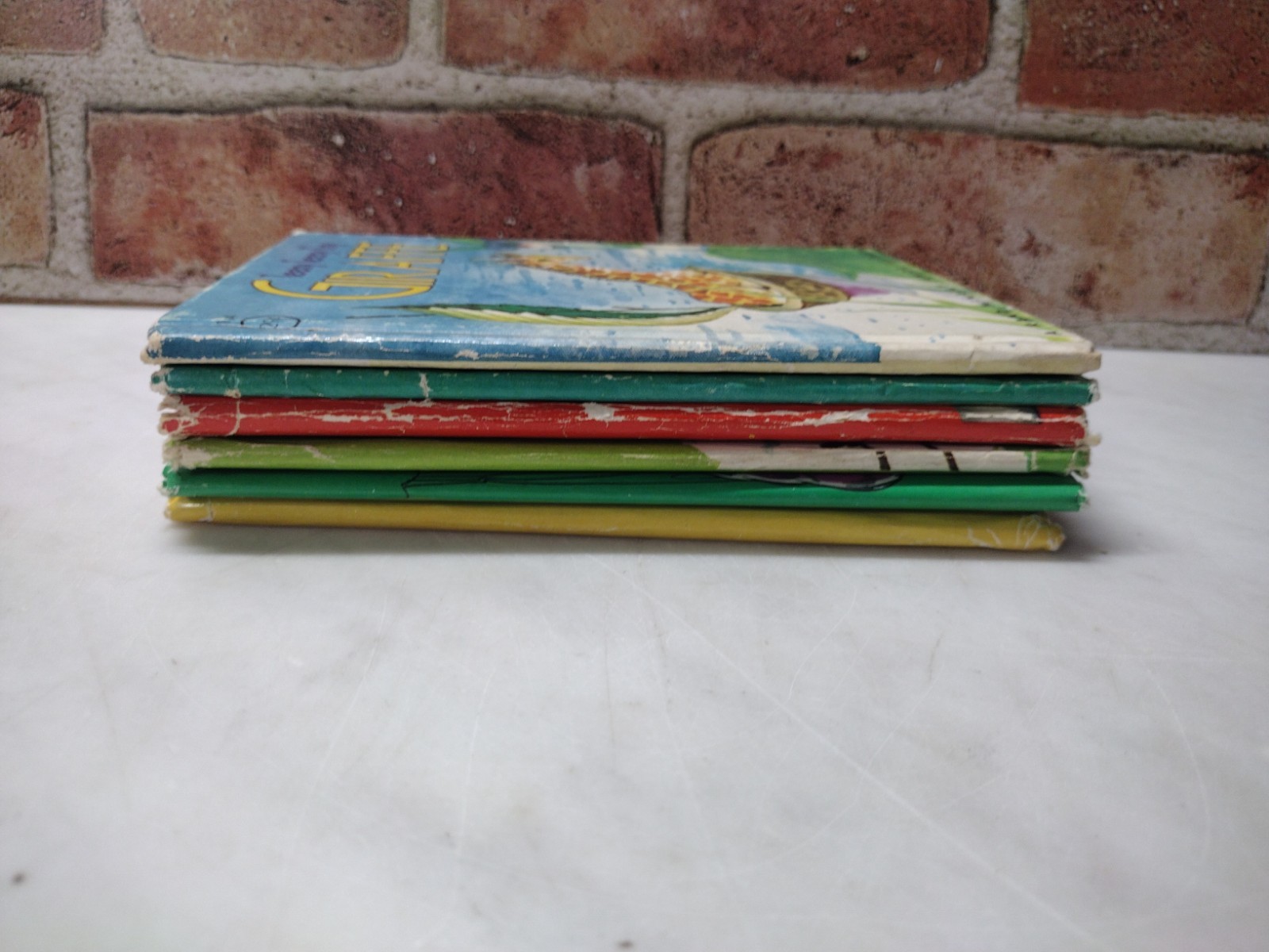 Lot of 6 – Vintage Mini Hardcover Children’s Books – Pete’s Dragon/Tom & Jerry +