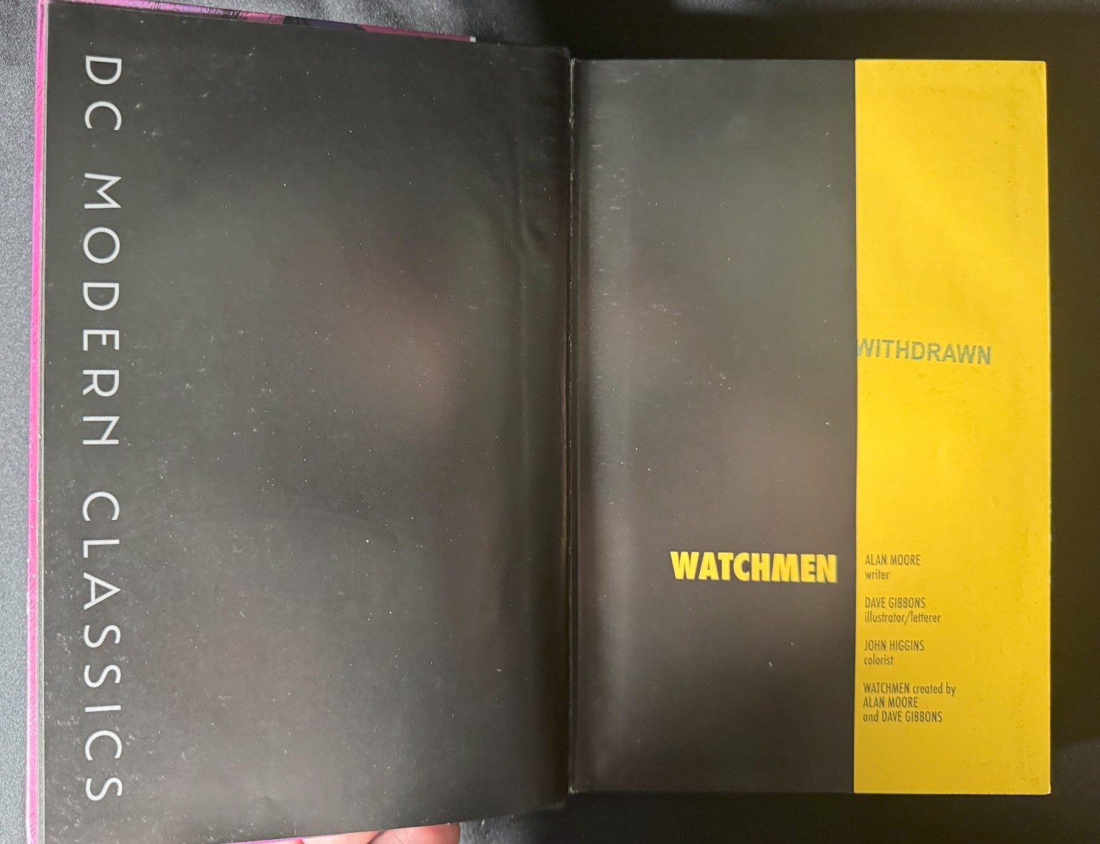 Watchmen 2013 HC – DC Modern Classics Edition – Alan Moore Comic Graphic Novel