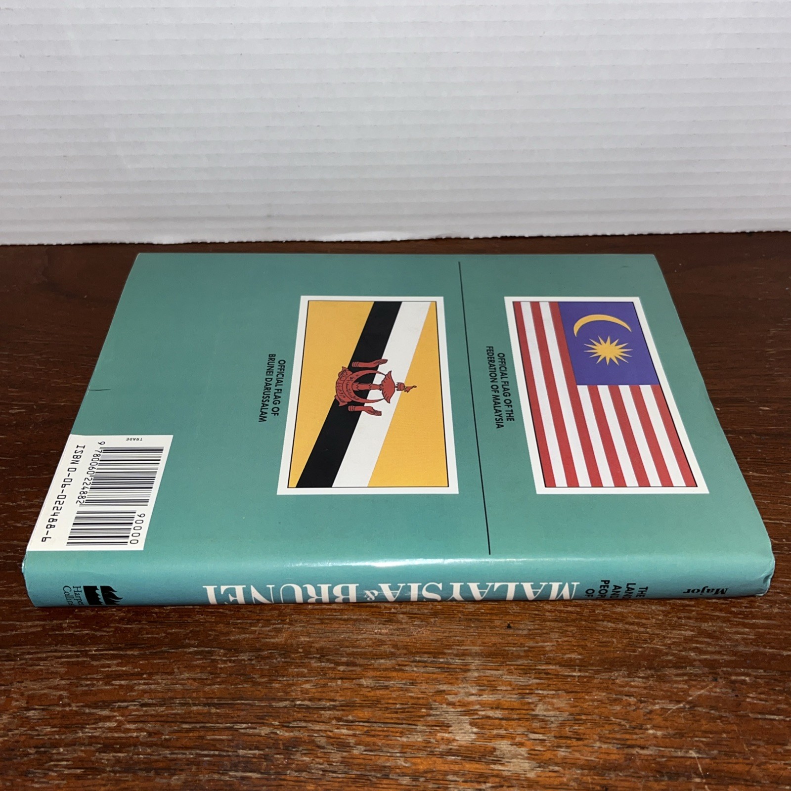Land and People of Malaysia and Brunei – John S. Major (1991 Hardcover) 1st Ed G