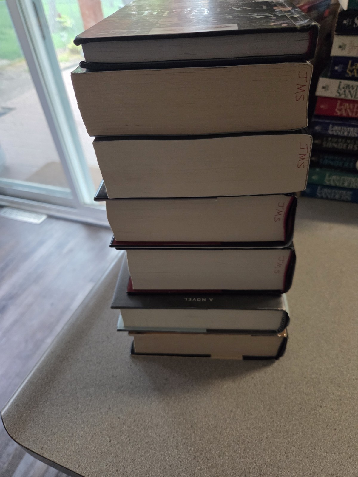 Stephanie Meyer Twilight Saga 1-4 +3 More books HC & PB