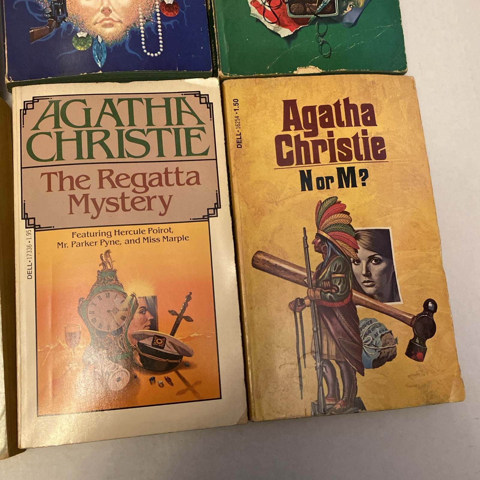 Lot of 8 AGATHA CHRISTIE Mysteries Paperback