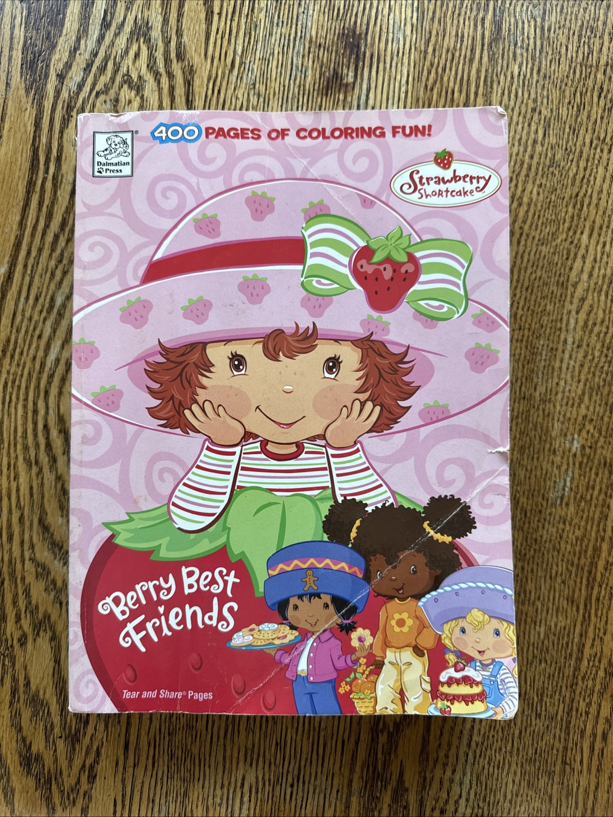 Strawberry Shortcake: : 400 Pages of Coloring Fun! (Strawberry Shortcake) BB
