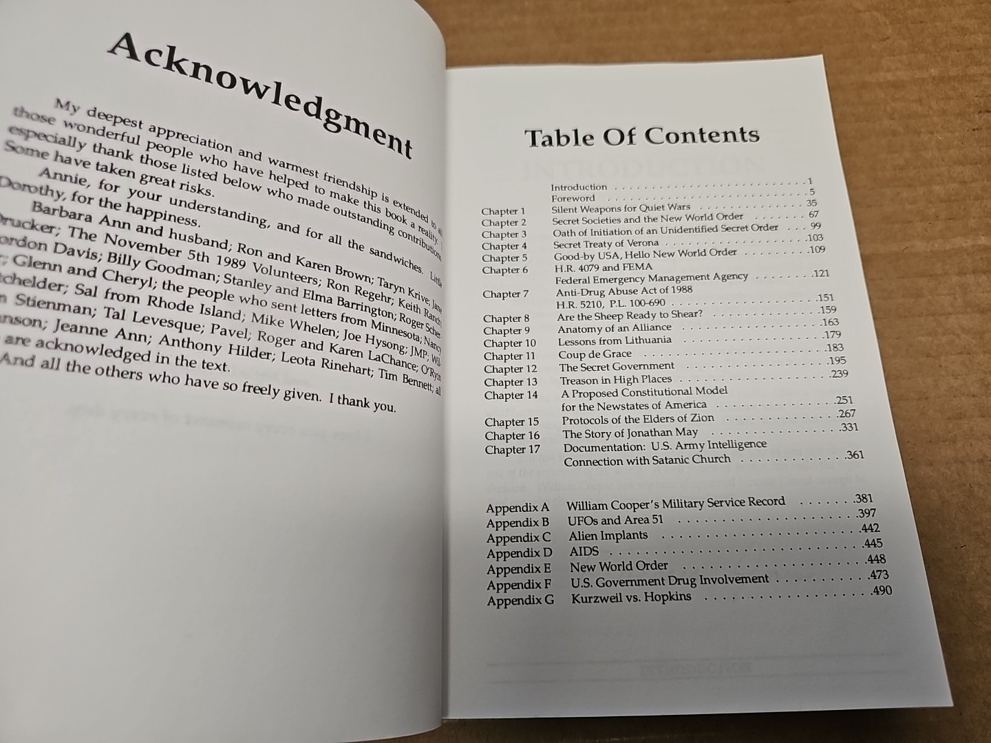 Behold a Pale Horse William Cooper 1991 500 Unrevised Protocols of Z CFR Foldout