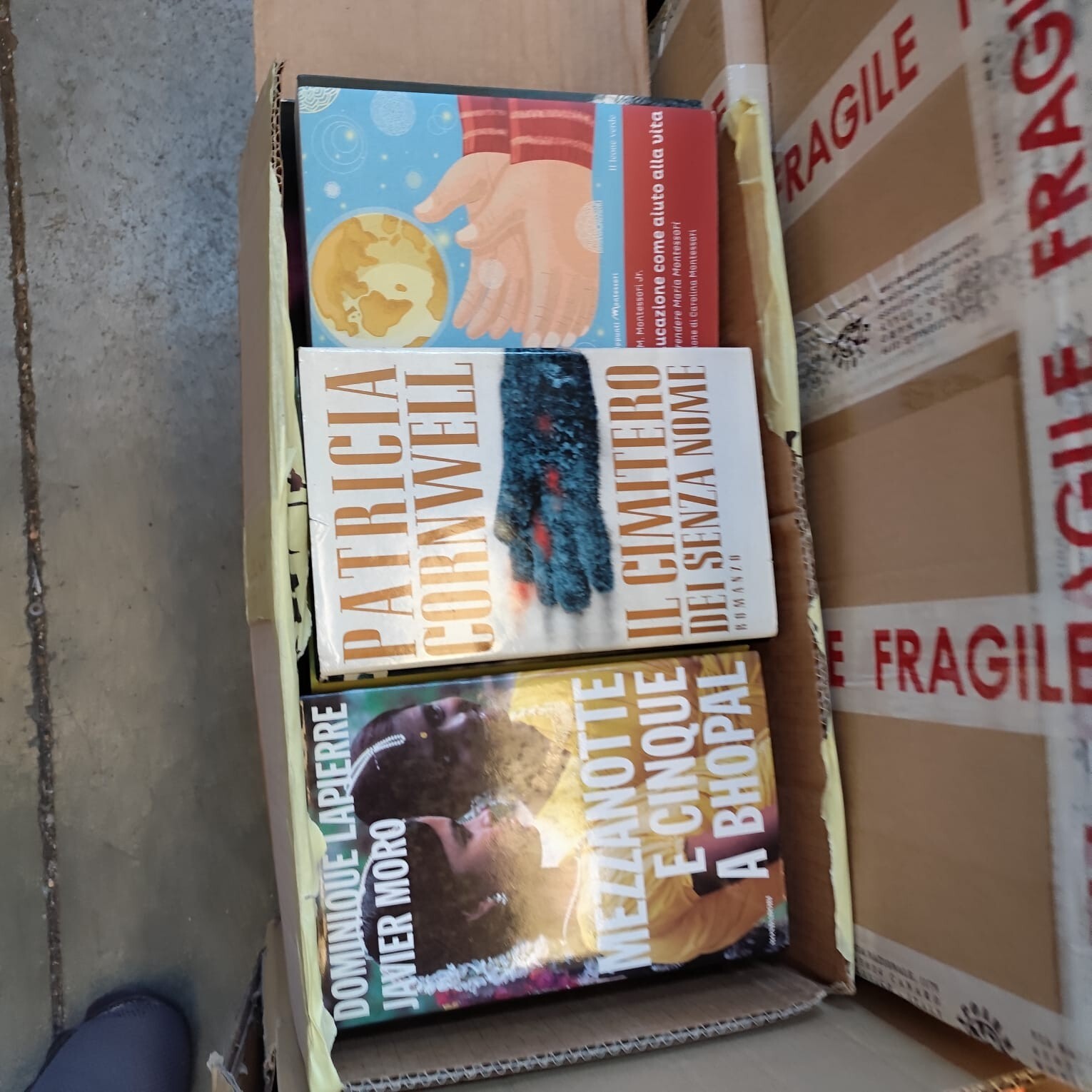 Mixed Lot Of 100 Novels Excellent Condition