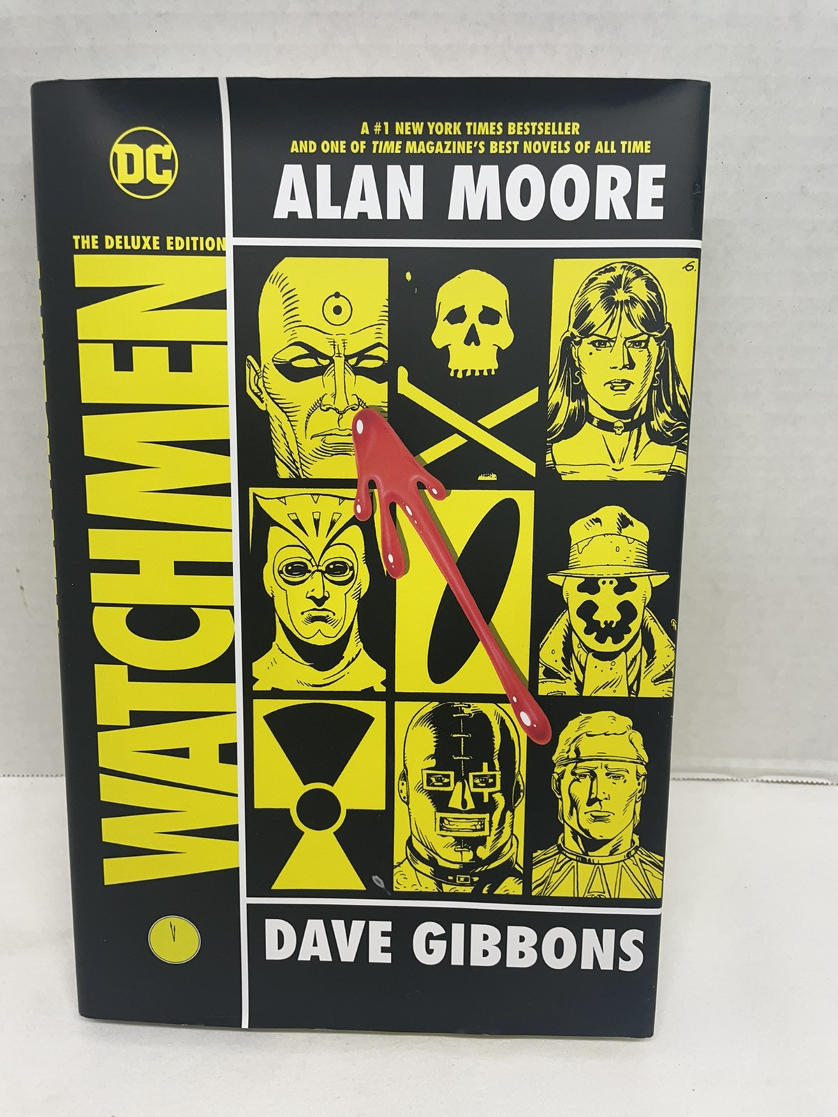 Watchmen: The Deluxe Edition by Alan Moore (English) Hardcover Book