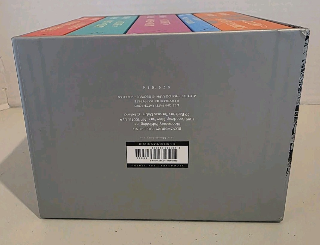 Court of Thorns and Roses Paperback Box Set (5 Books) by Sarah J Maas 2020