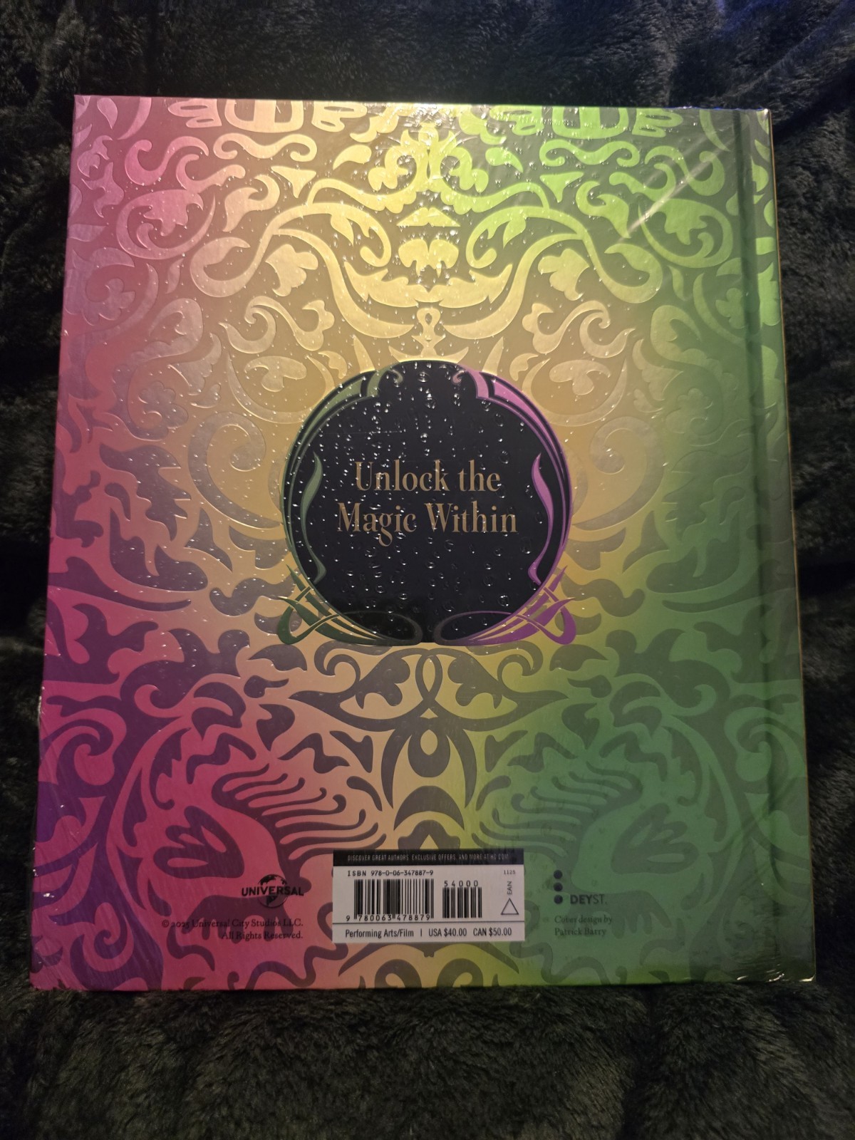 WICKED: THE OFFICIAL VISUAL COMPANION (Hardcover) Target Exclusive