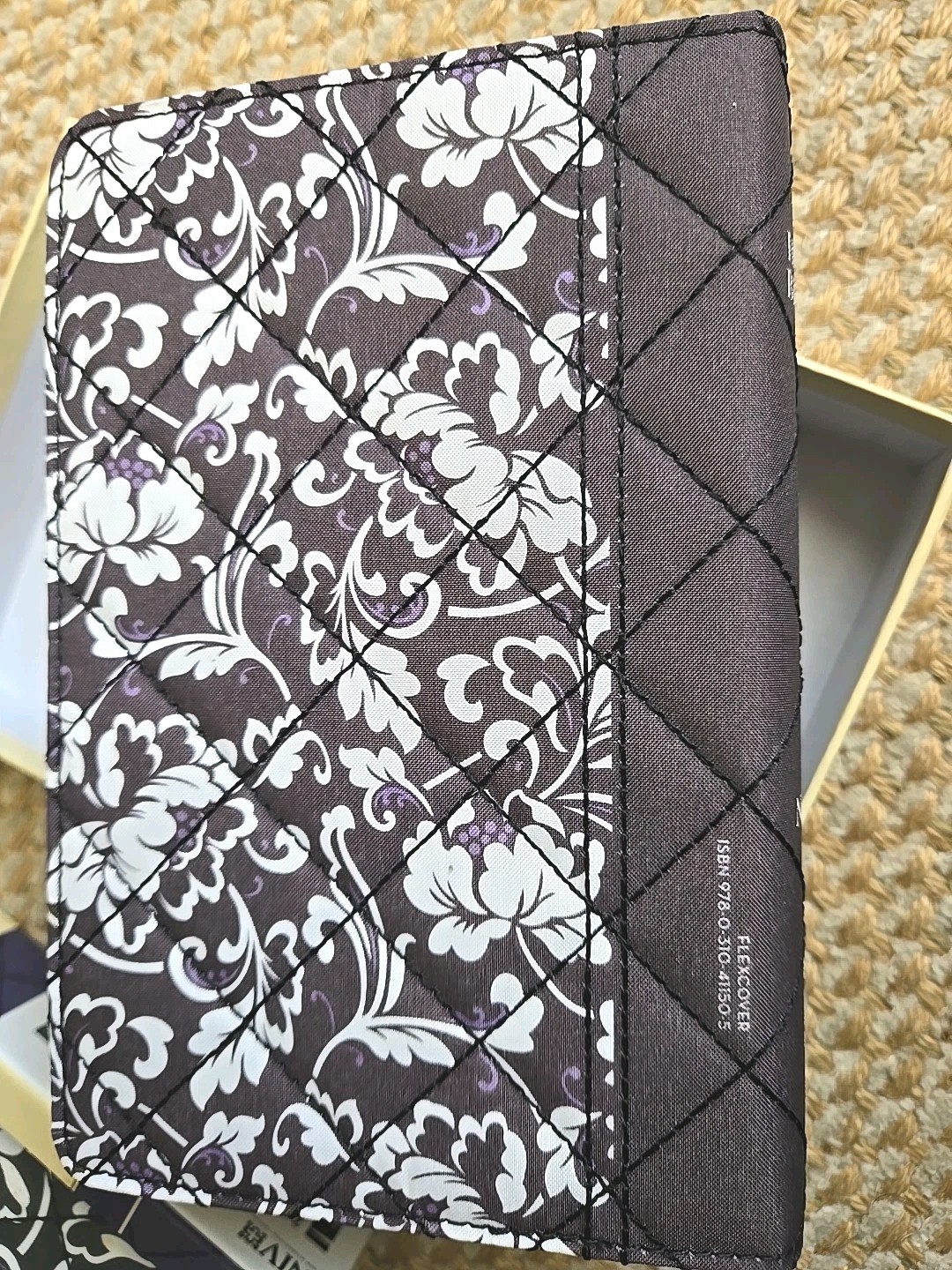 NIV QUILTED COLLECTION BIBLE, COMPACT By Zondervan