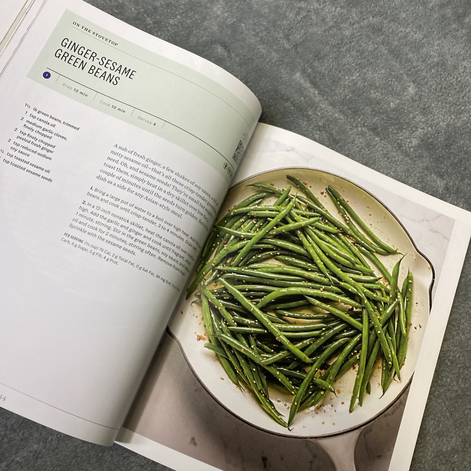 Best Of WW (Weight Watchers) Volume 2 Cookbook 2022 256 Pages