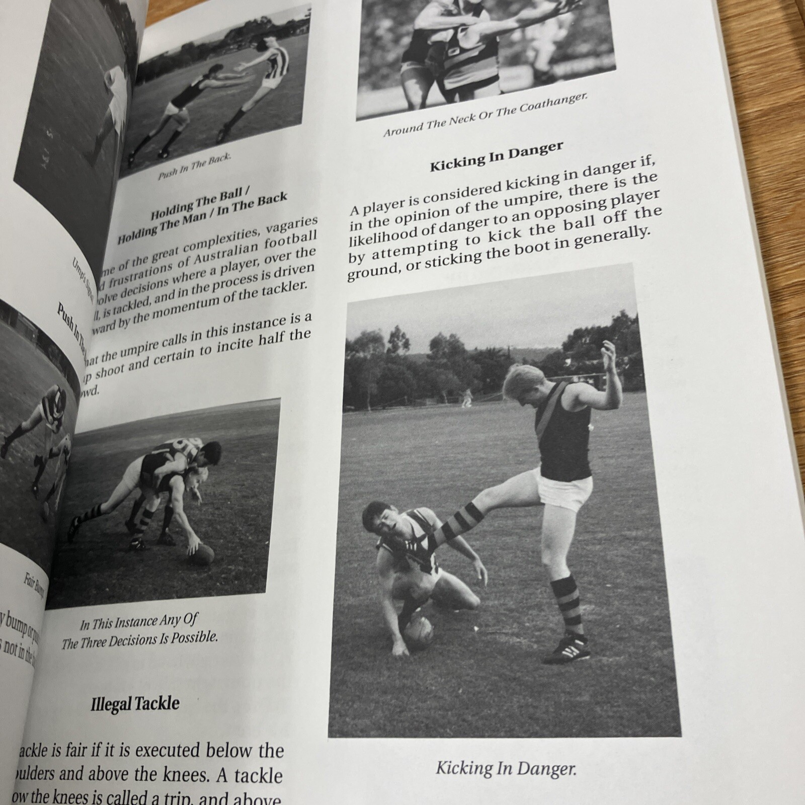 Vintage Australian Football : Complete Guide Peter Maddern (1974, Paperback)