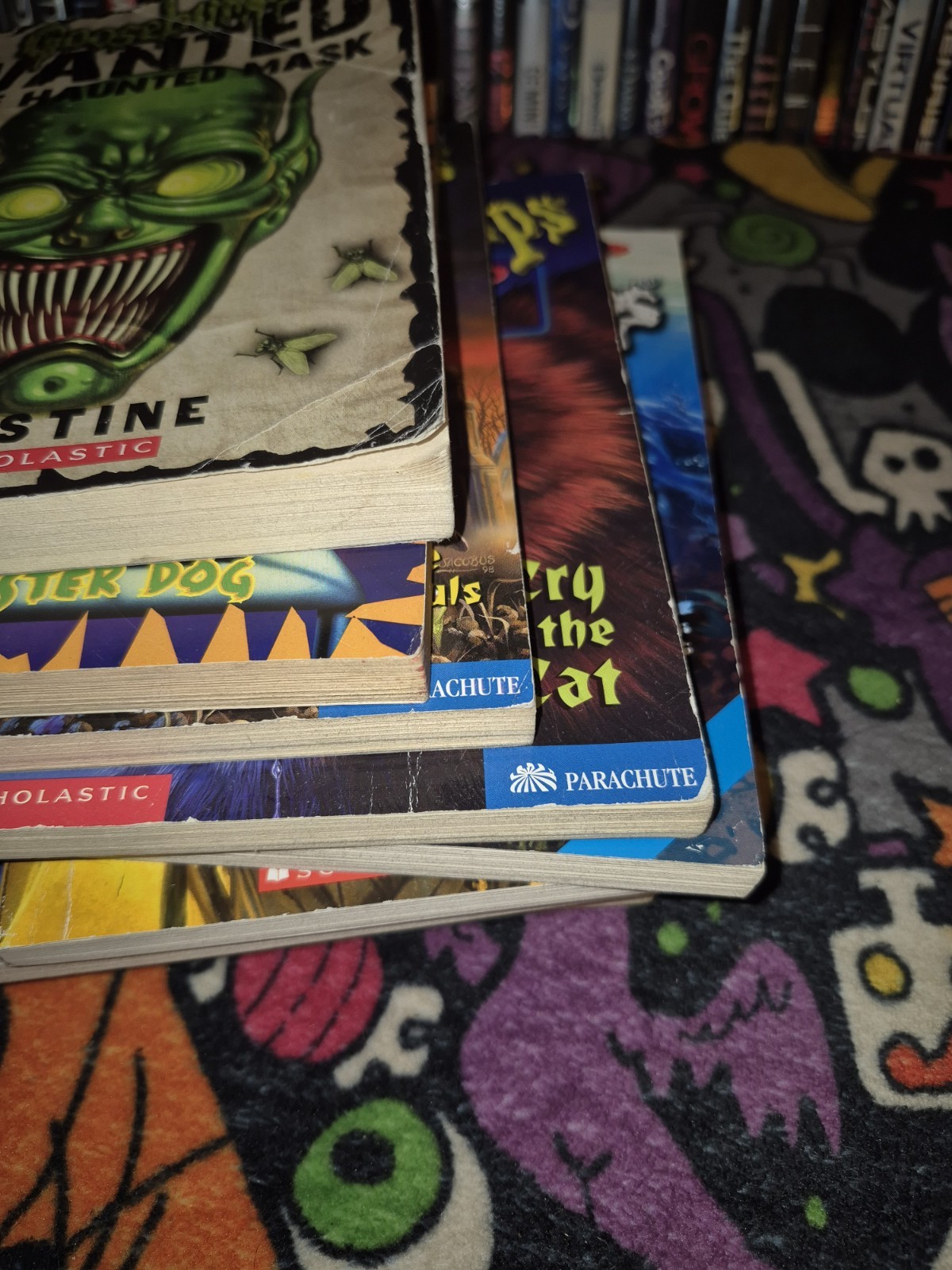 Goosebumps R.L Stine Apple Fiction Lot of 32 Scholastic Books Vintage 90s-2000s