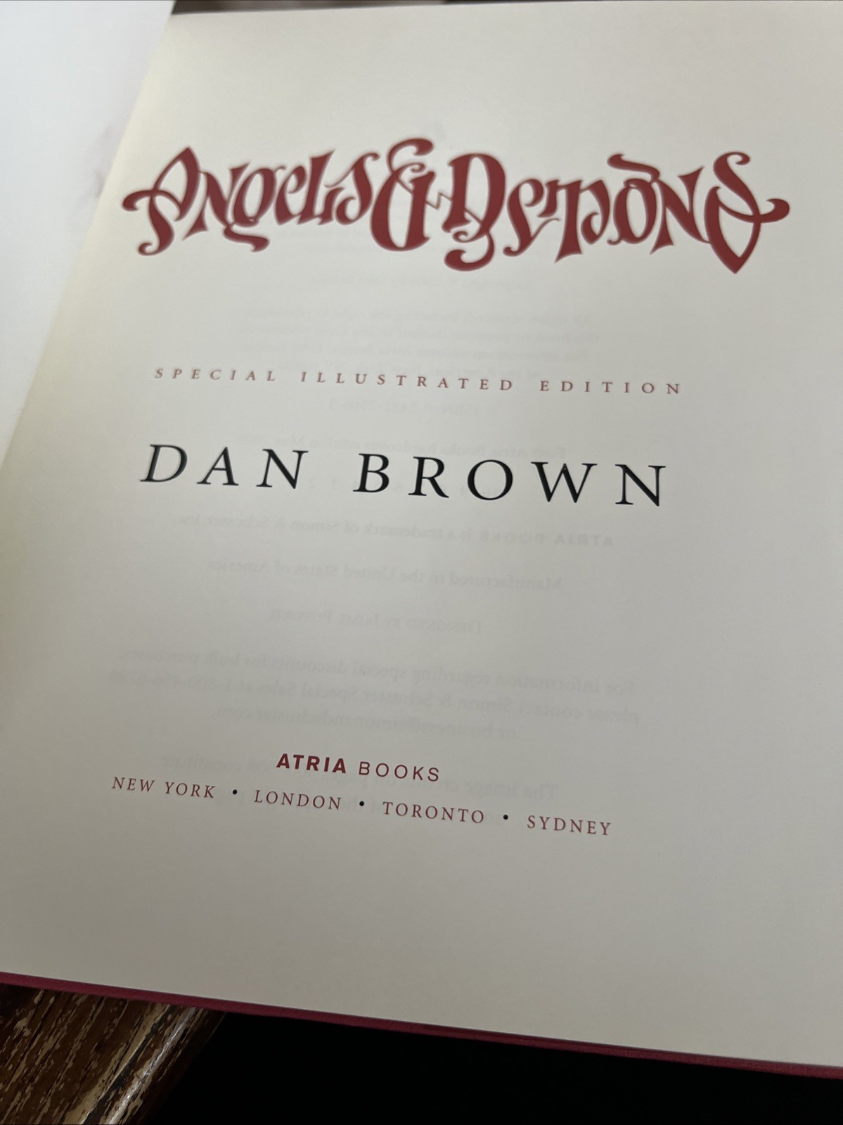Illustrated Dan Brown Collections, DaVinci Code, Angels & Demons, Box Set HC, DJ