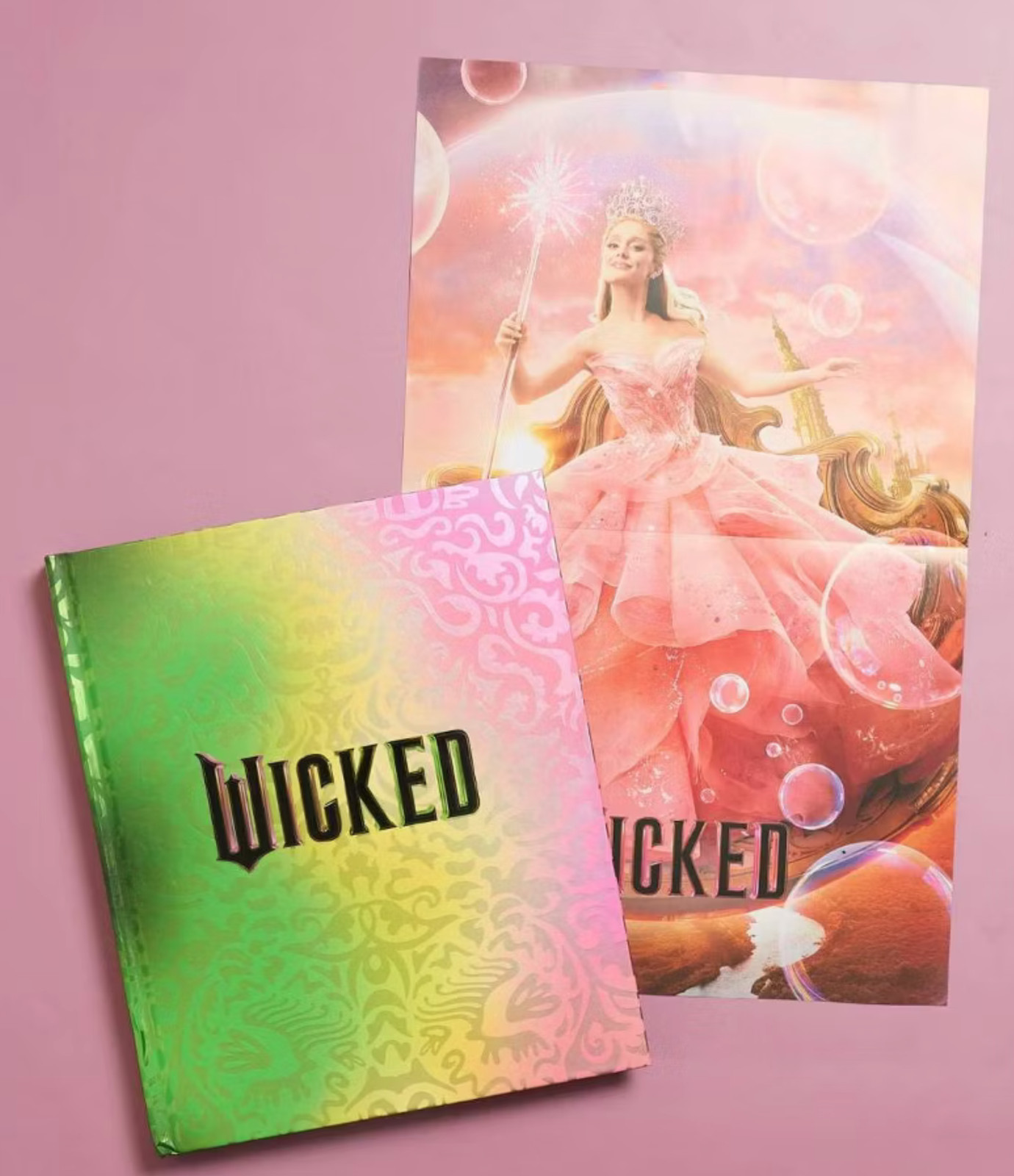 NEW WICKED – THE OFFICIAL VISUAL COMPANION Universal (2025)
