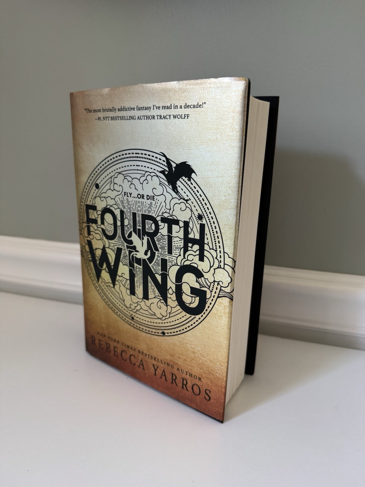 Rebecca Yarros Fourth Wing (The Empyrean Ser.) Hardcover Fantasy Dragon Novel