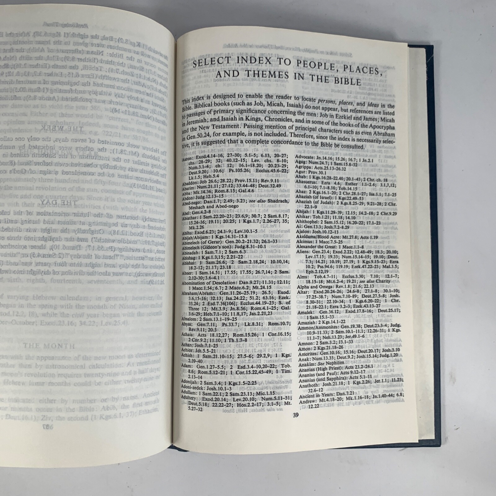 The New English Bible with the Apocrypha Oxford Study Edition 1976