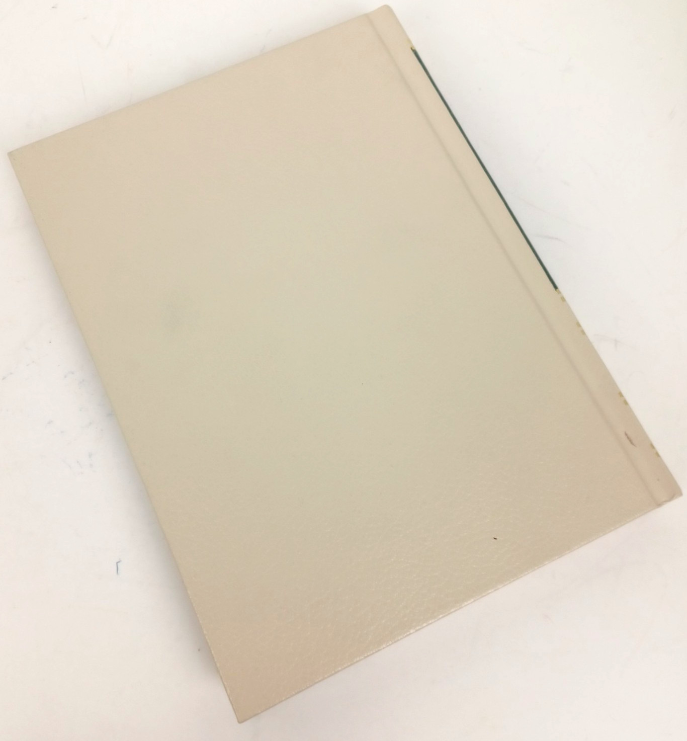 Vtg The World Book Yearbook 1974 Review of Events of 1973 Hard Cover 608 Pages