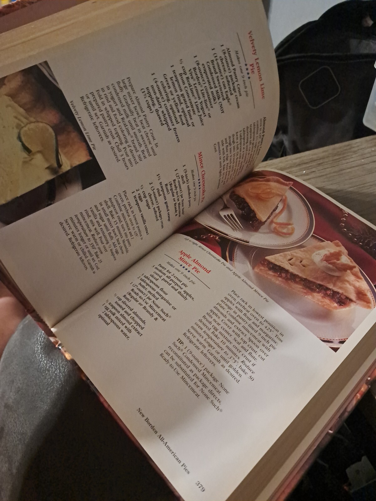The Pleasures Of Cooking – 10 Cookbooks In One, 608 Pages, great Condition, 1993