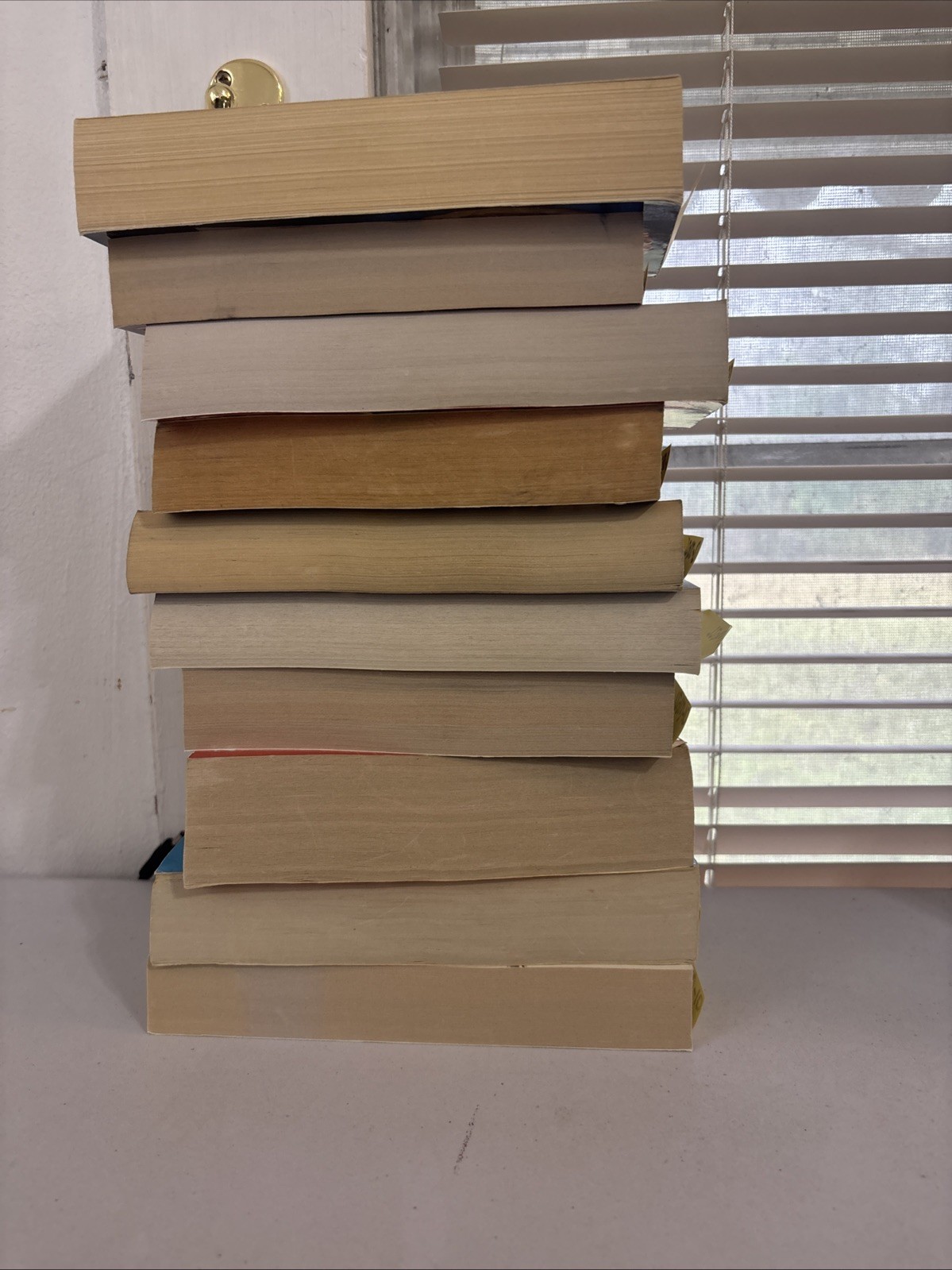 Lot of 10 – Mystery and Thrillers – Mixed Authors – FREE SHIPPING