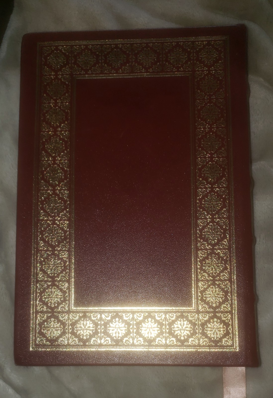EASTON PRESS Charles Dickens “Great Expectations” leatherbound hc book VGC