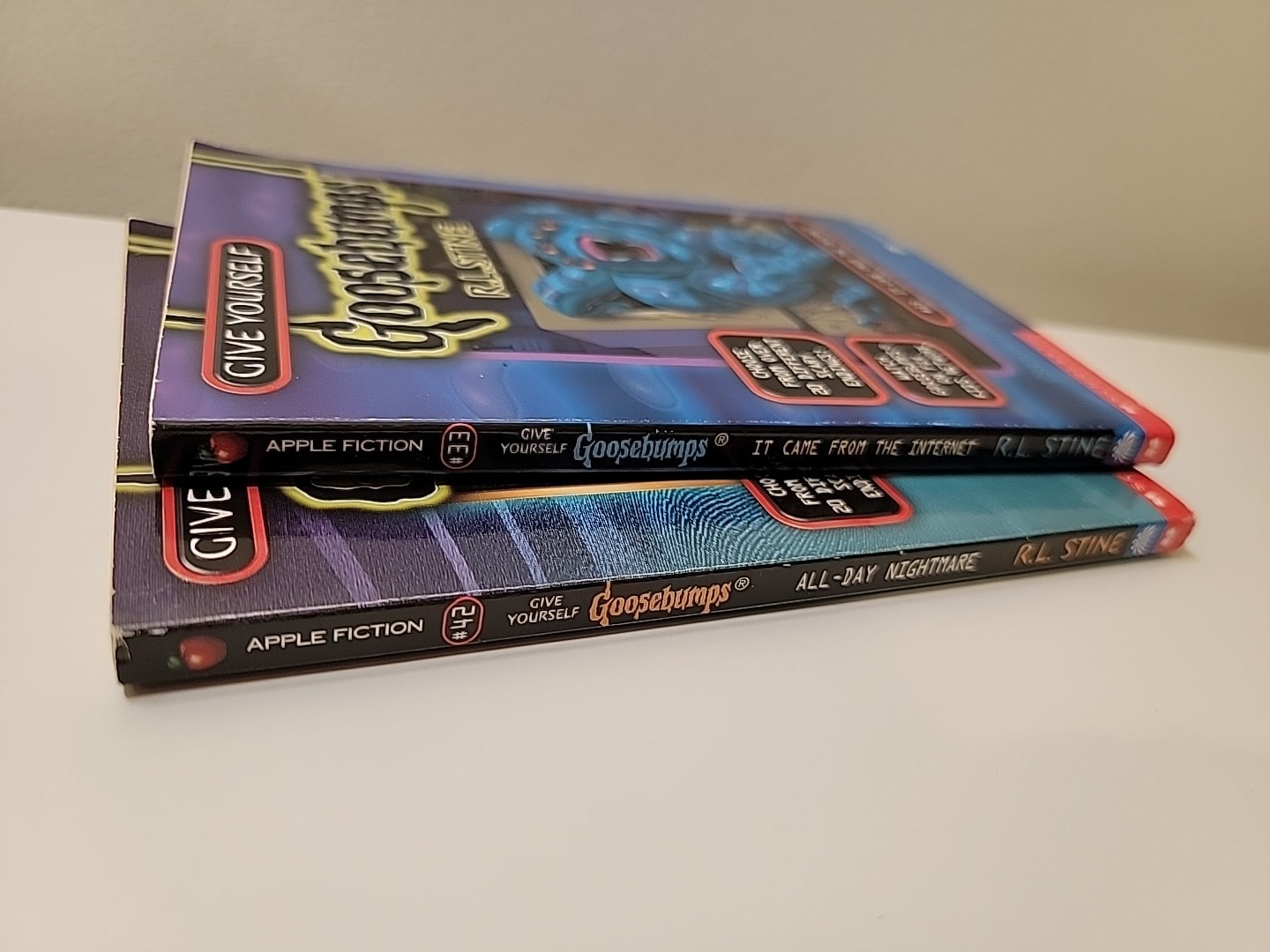 GIVE YOURSELF GOOSEBUMPS 26 books R.L. Stine Scholastic 1990s-2000s