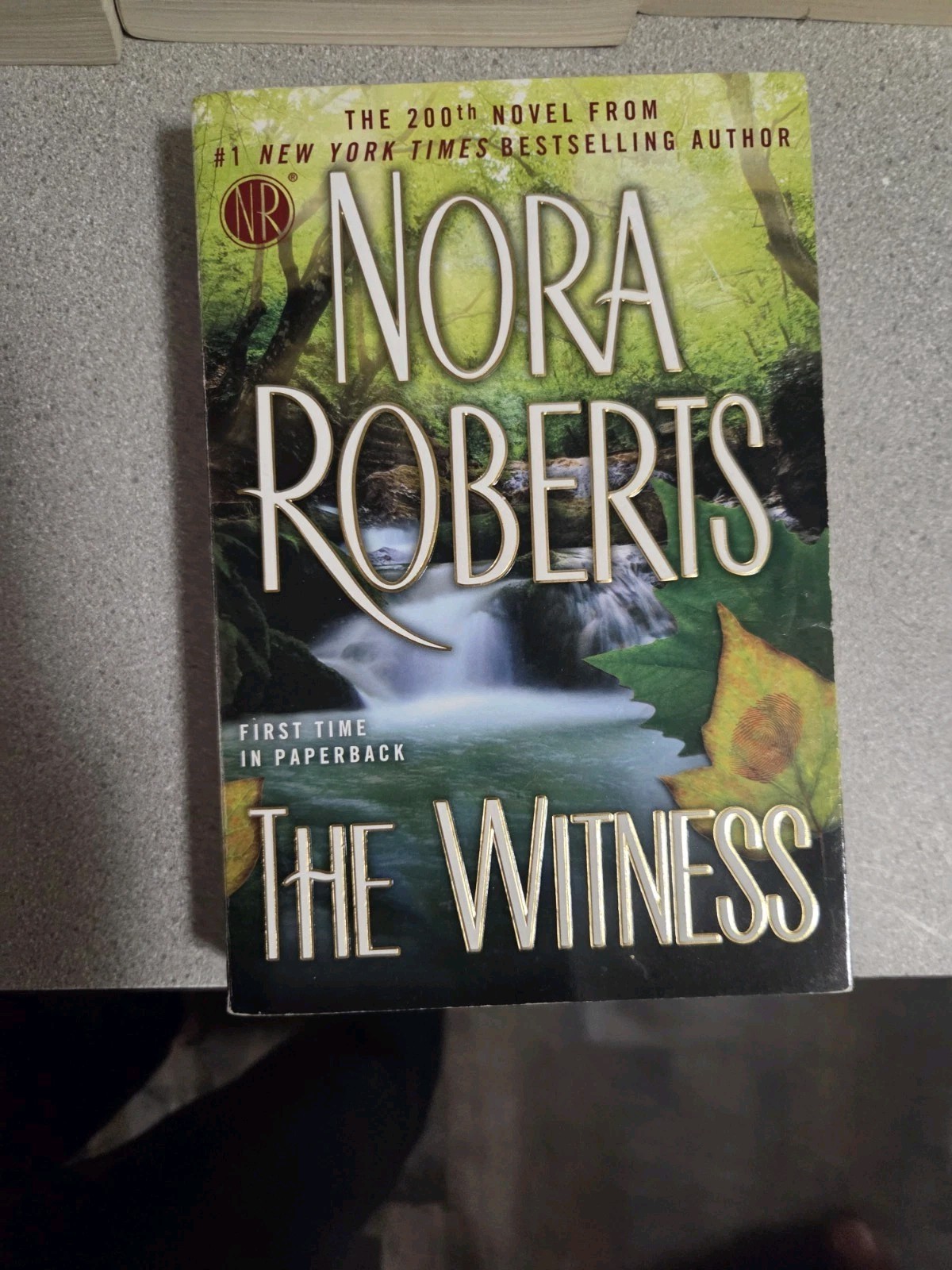 Nora Roberts Lot 10 Books. Paperback. 1 2-in-1 & Complete Irish Trilogy Omnibus