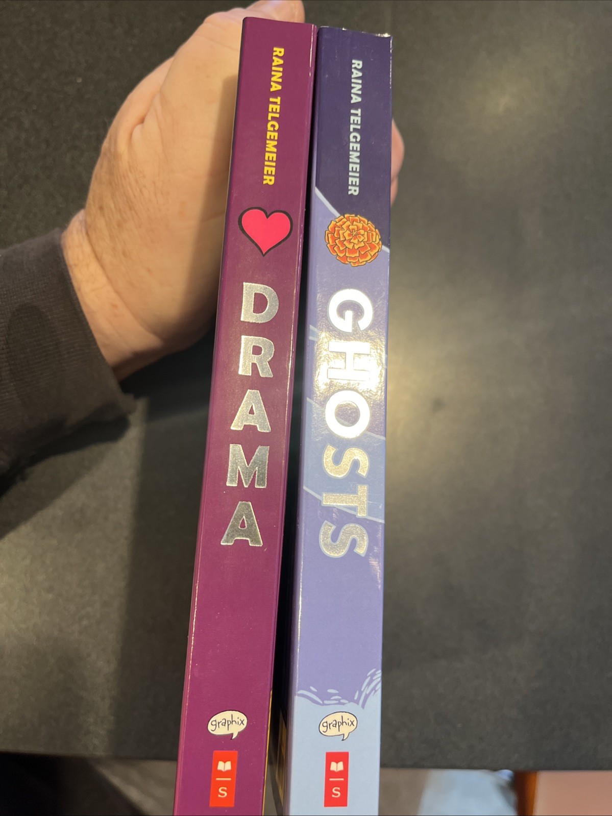 Raina Telgemeier Ghosts, Drama (2 paperbacks)