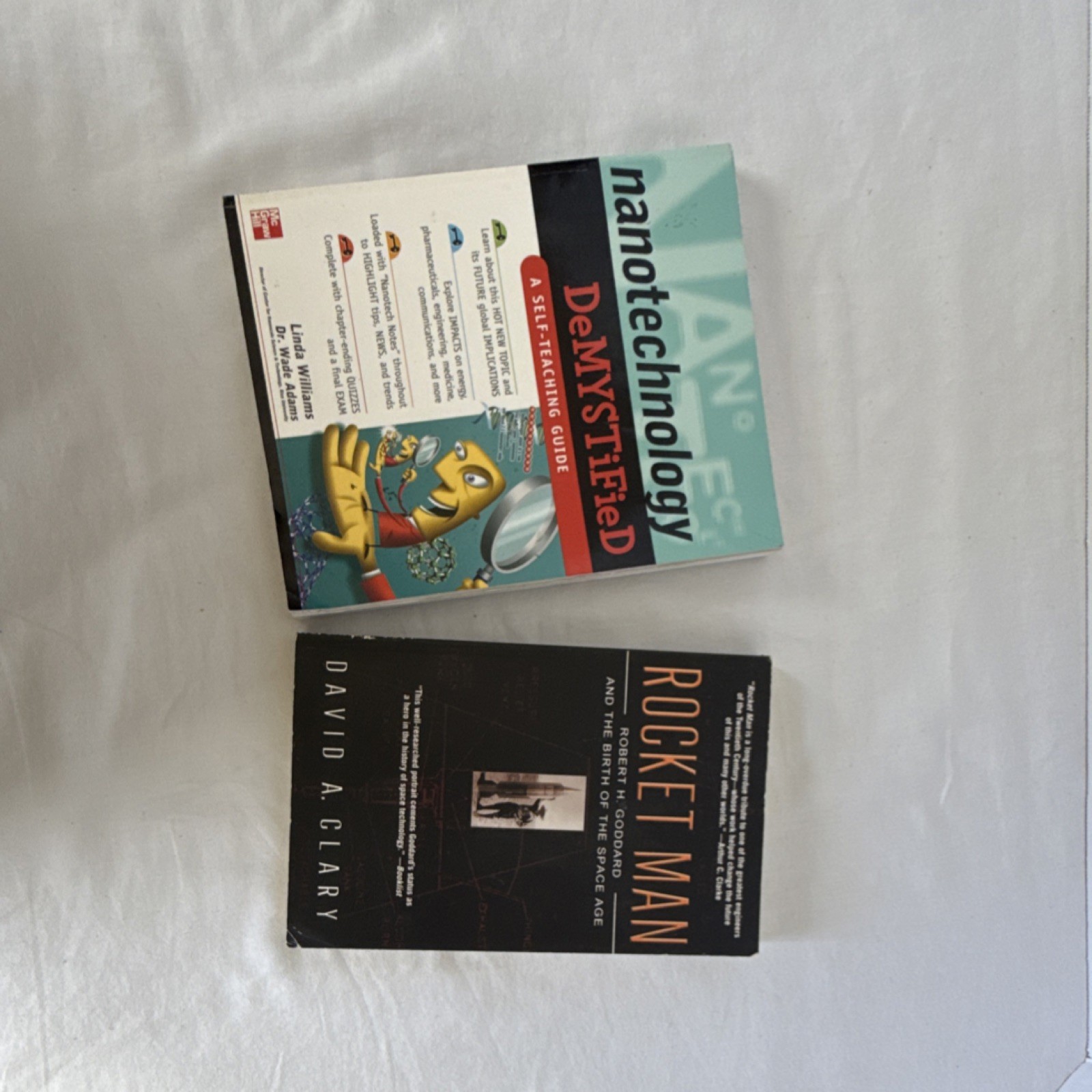 Set of 20 Books For Guest Hollow High School Conceptual Physics Course