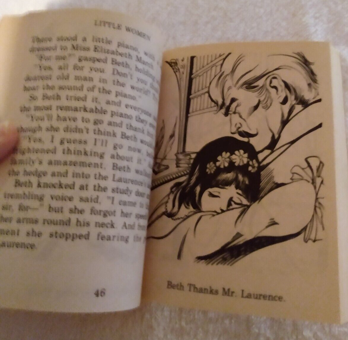 Lot of 4 Vintage Mini Classic Editions Illustrated Paperback Books
