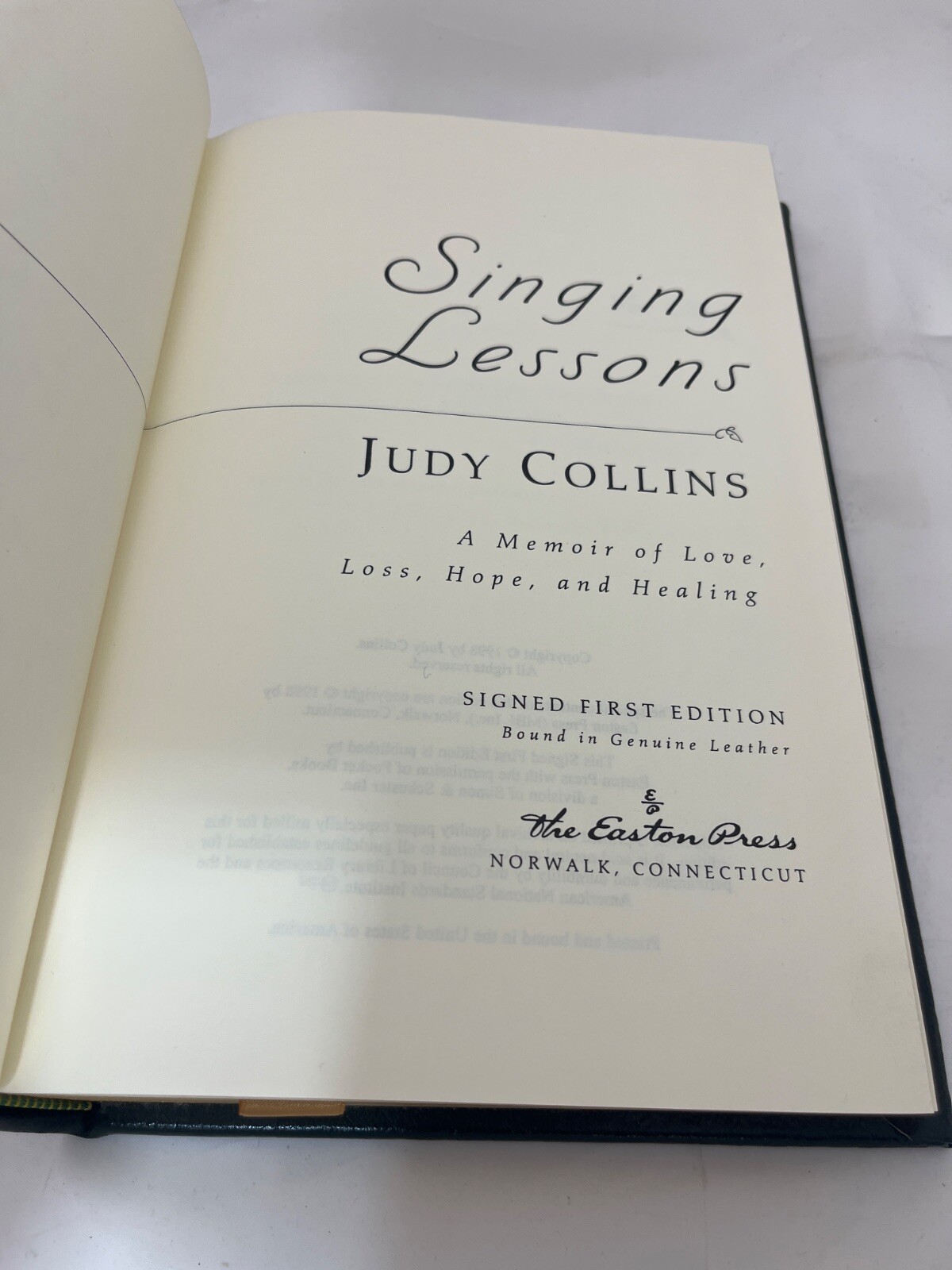 Singing Lessons – Judy Collins – Easton Press(1998) – Signed [Hardcover] Judy…