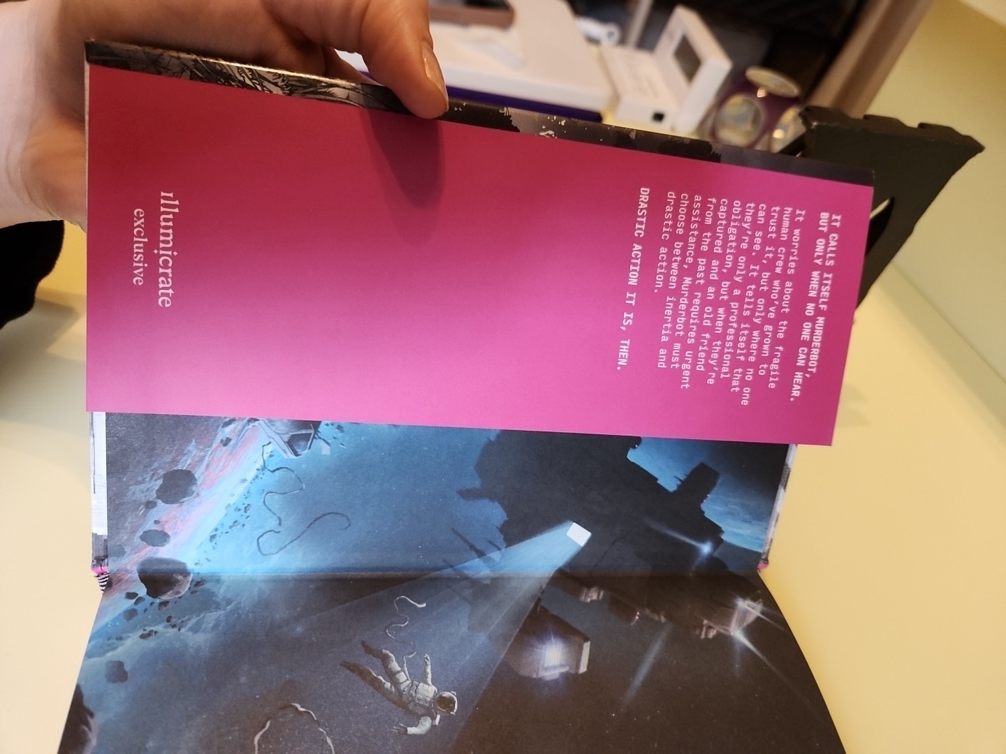 2020 FIRST EDITION THE MURDERBOT DIARIES HC COLLECTIBLE DECOR BOOK S6