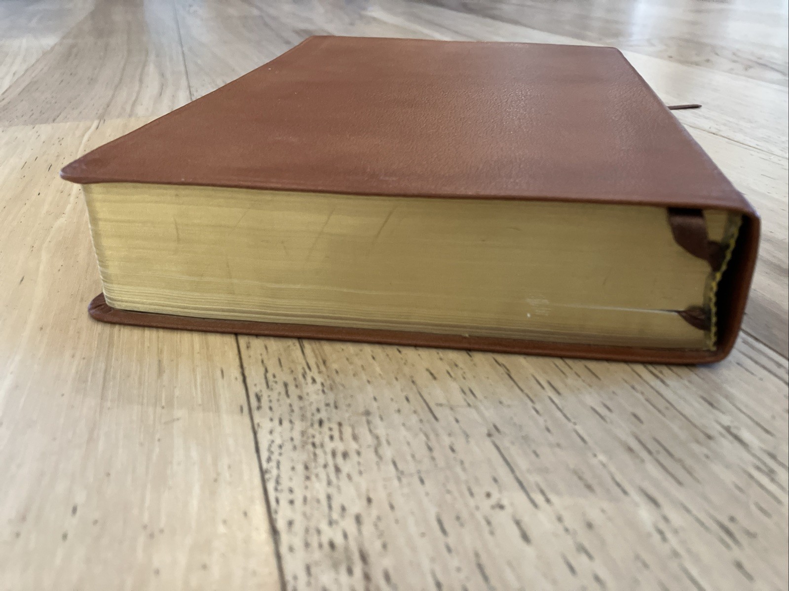 Nelson New Spirit Filled Life Bible NKJV Genuine Leather 2002 2556TN Like New!