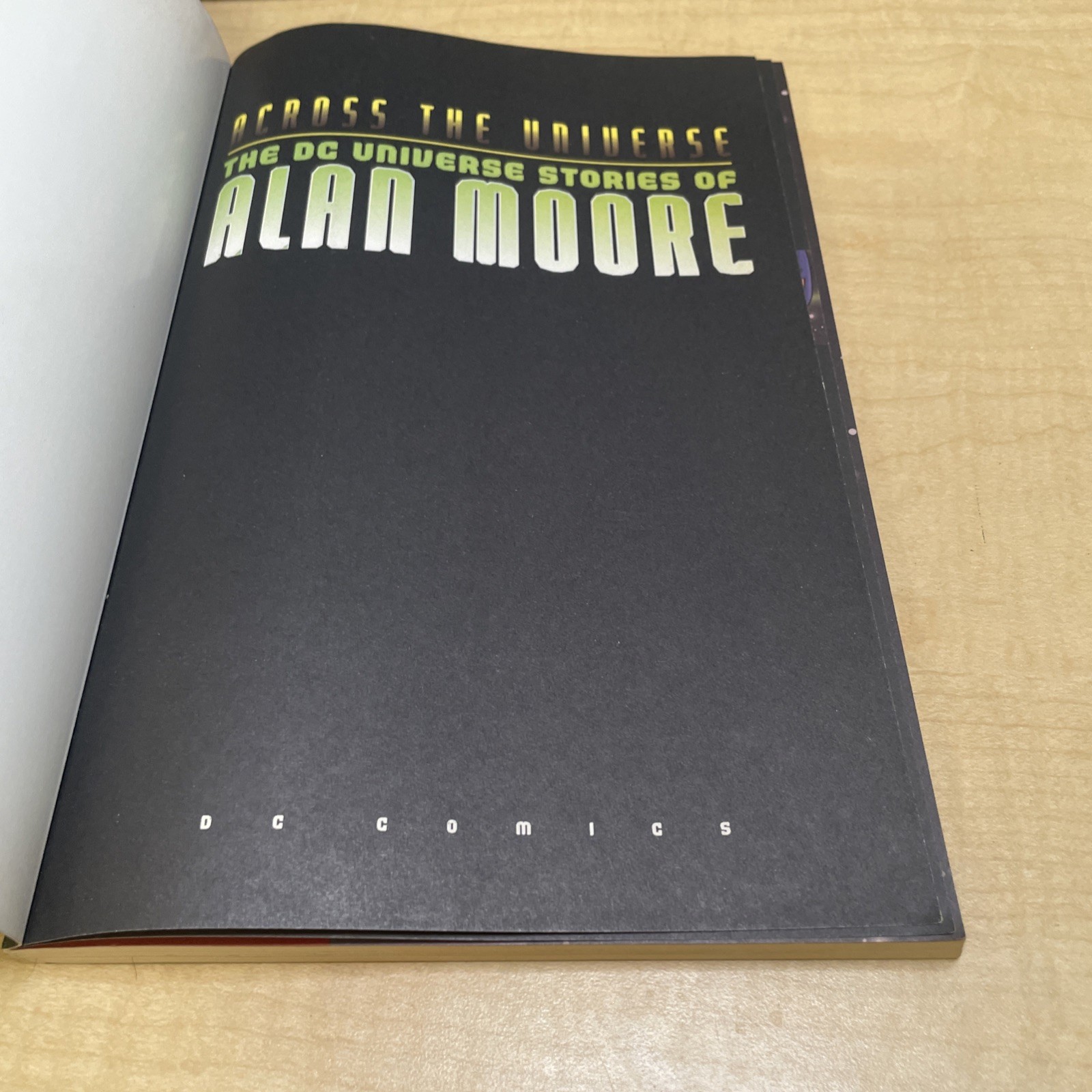 Across the Universe: the DC Universe Stories of Alan Moore (DC Comics August…