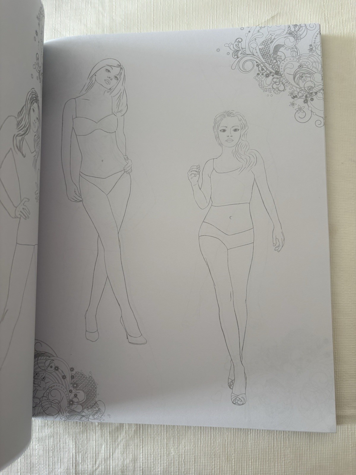 Fashion Girlz Fashion Design Sketch Book 400 Pages New
