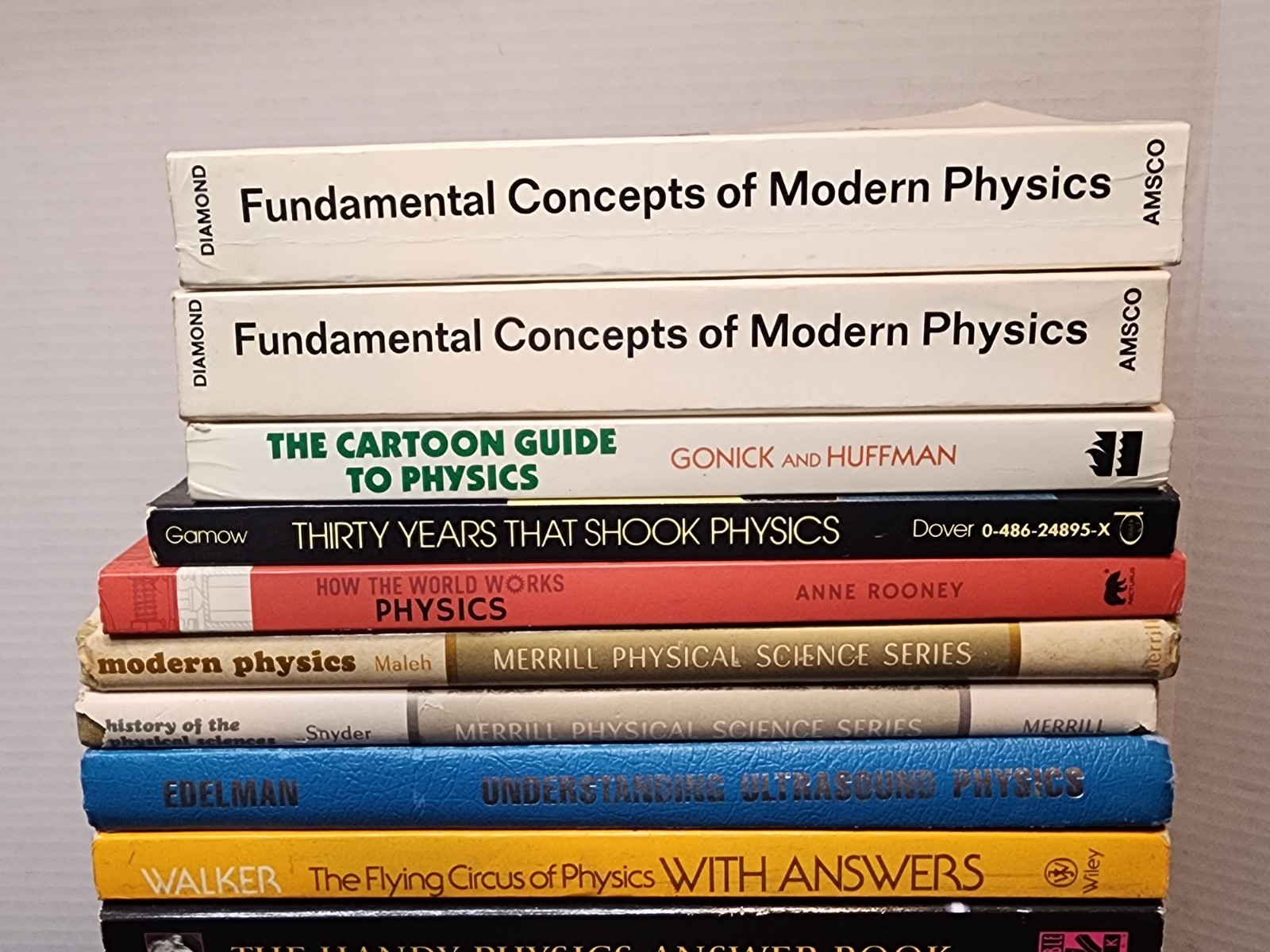 PHYSICS BOOK LOT OF 15 INCLUDES TEXTBOOKS & MORE!!! HC & TPB 1966 – 2019