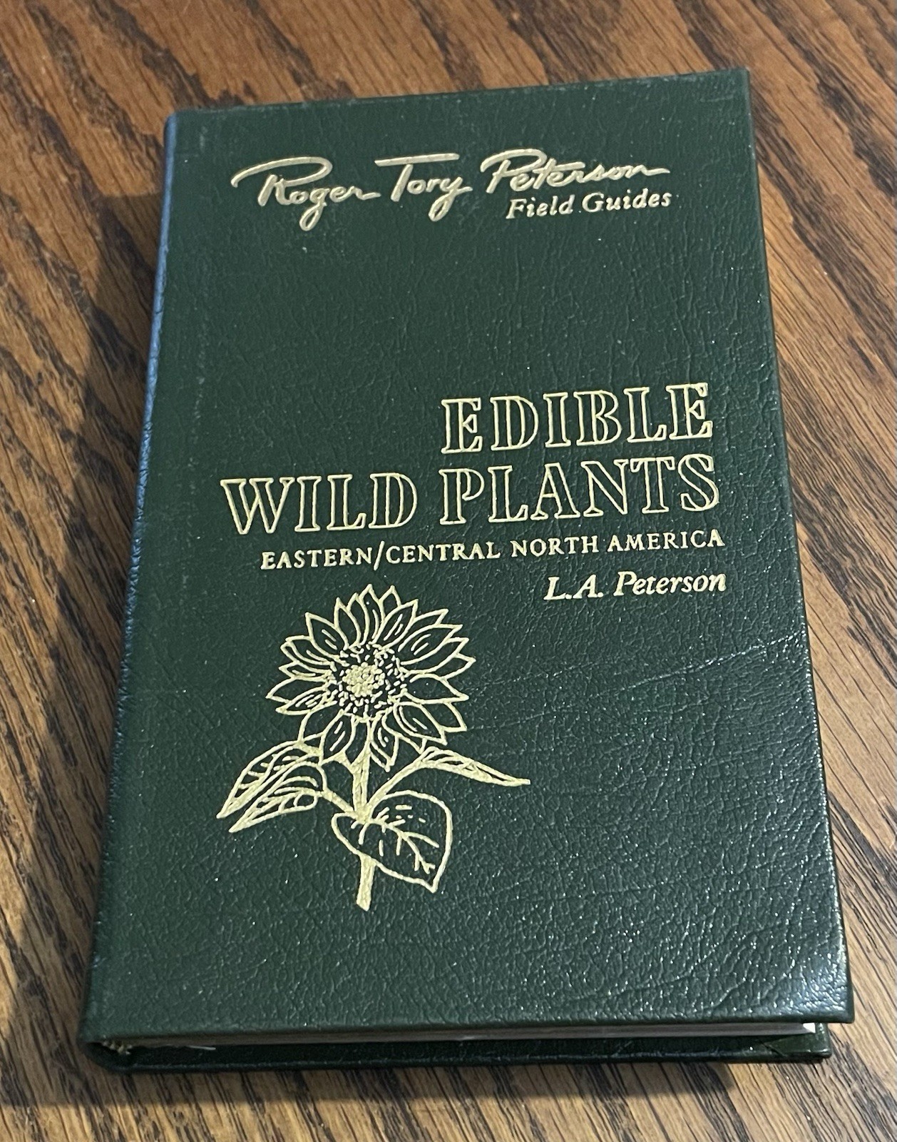 Easton Press Edible Wild Plants Of Eastern/Central North America 50th An Leather