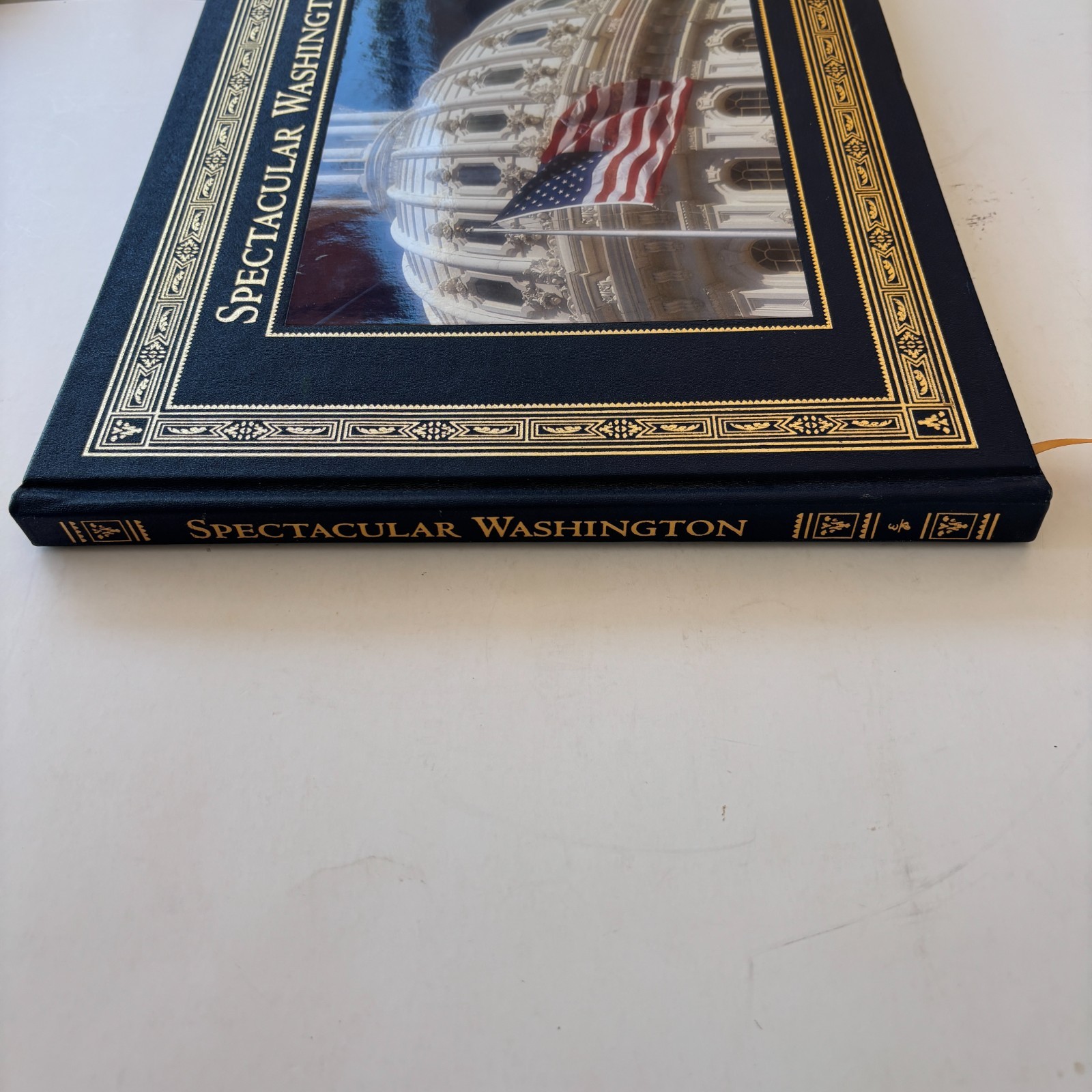SPECTACULAR WASHINGTON By Von Hardesty Easton Press 2004 OOP