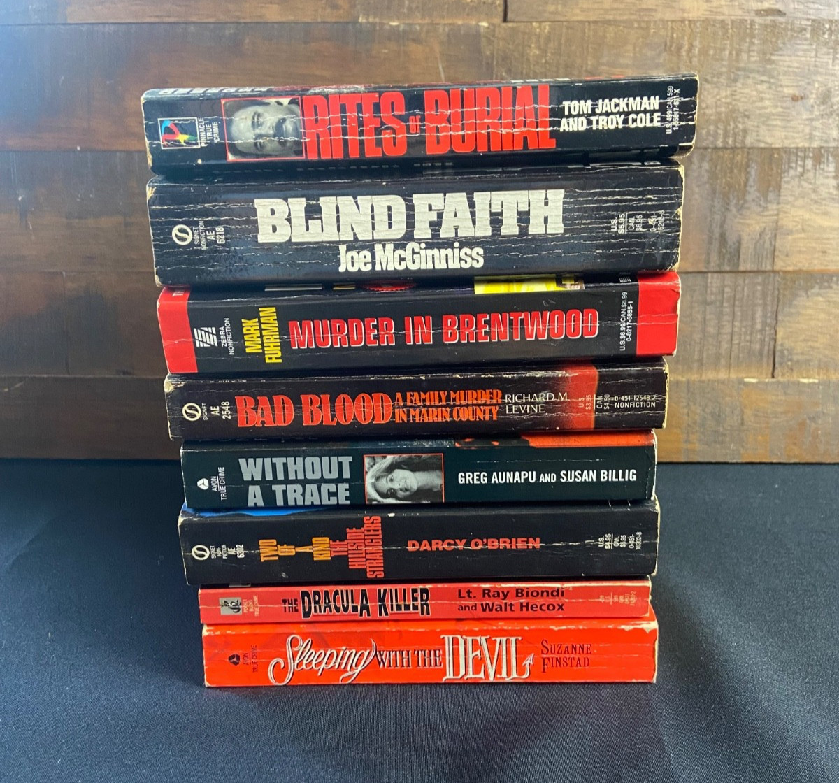 True Crime Lot of 8 Paperback Books Murder Homicide Detective Mystery Family